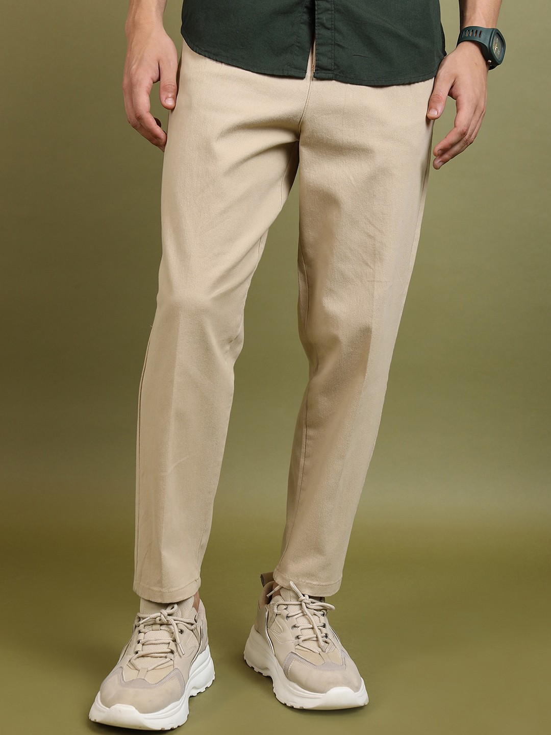 

HIGHLANDER Men Beige Mid-Rise Trousers