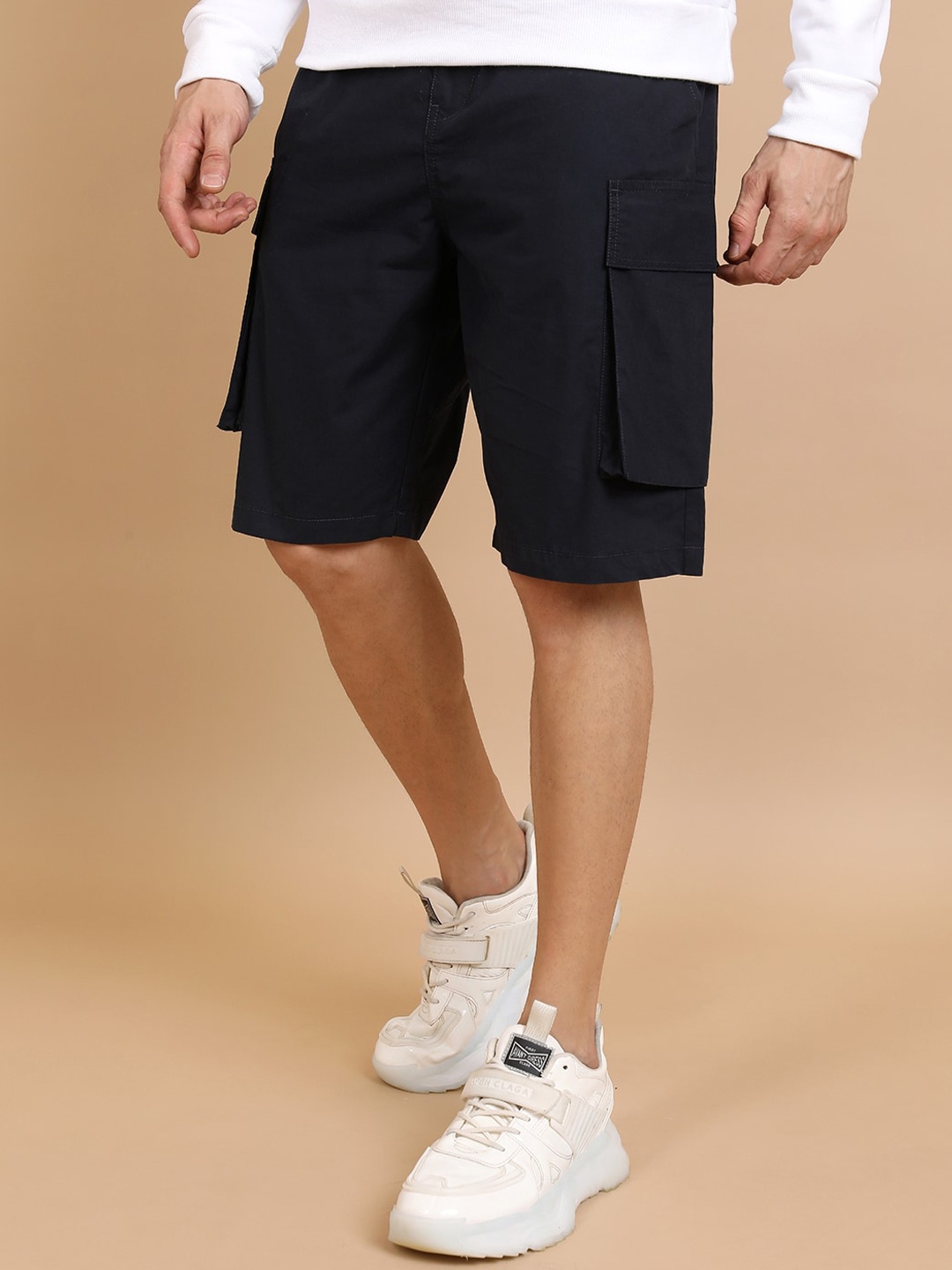 

HIGHLANDER Men Navy Blue Mid-Rise Cotton Cargo Shorts