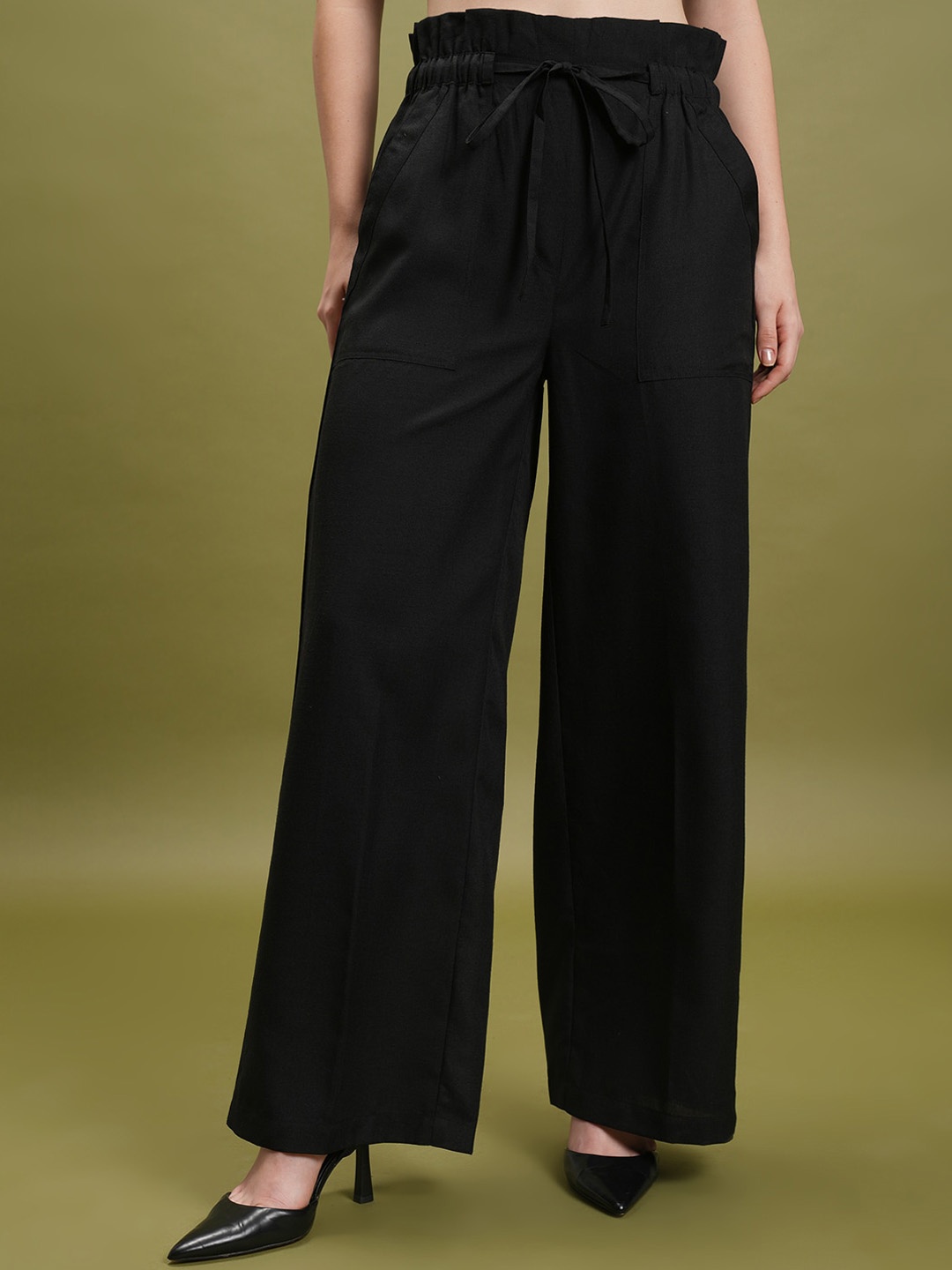 

KETCH Women Mid-Rise Parallel Trousers, Beige