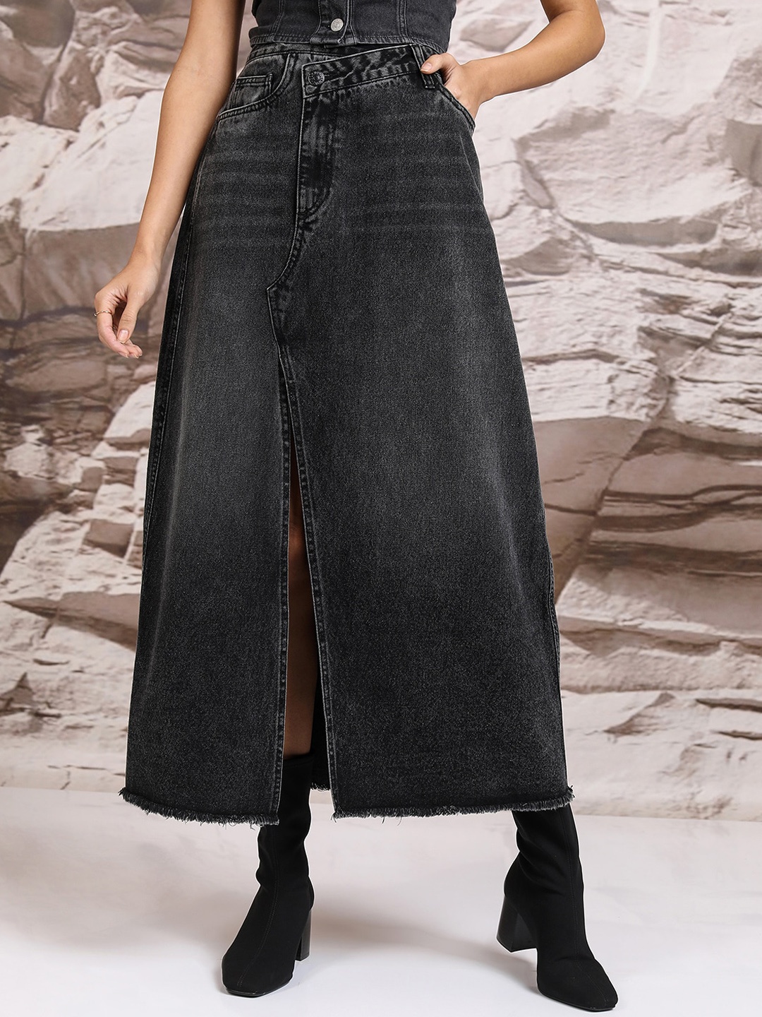 

Tokyo Talkies Black Denim Maxi A-Line Skirt