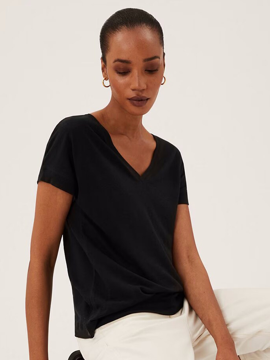 

COLOR CAPITAL Pack of 3 V-Neck Short Sleeves Top, Multi