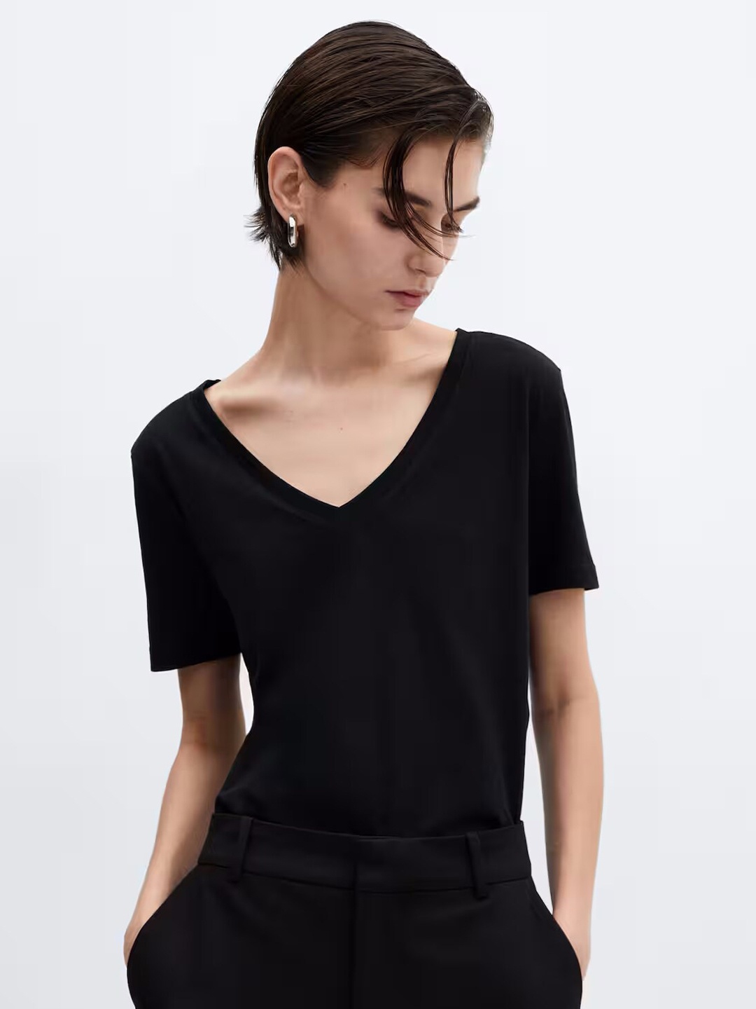 

COLOR CAPITAL Pack Of 3 V-Neck Short Sleeves Tops, Black