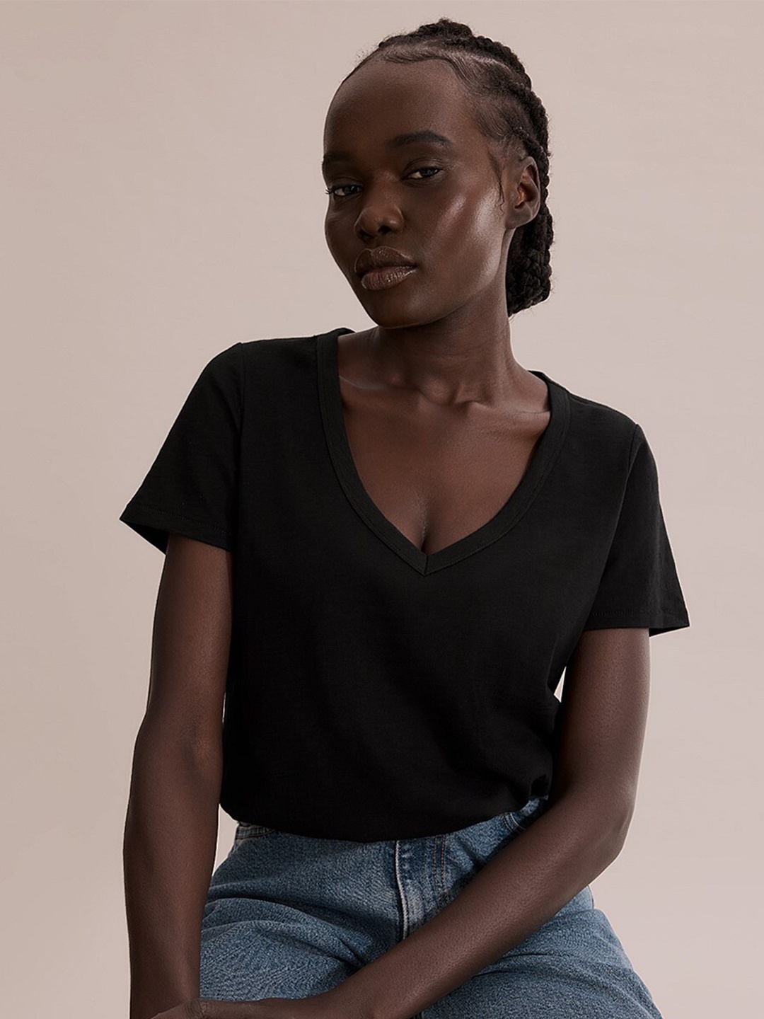 COLOR CAPITAL Relaxed Fit V-Neck Short Sleeves Top, Black