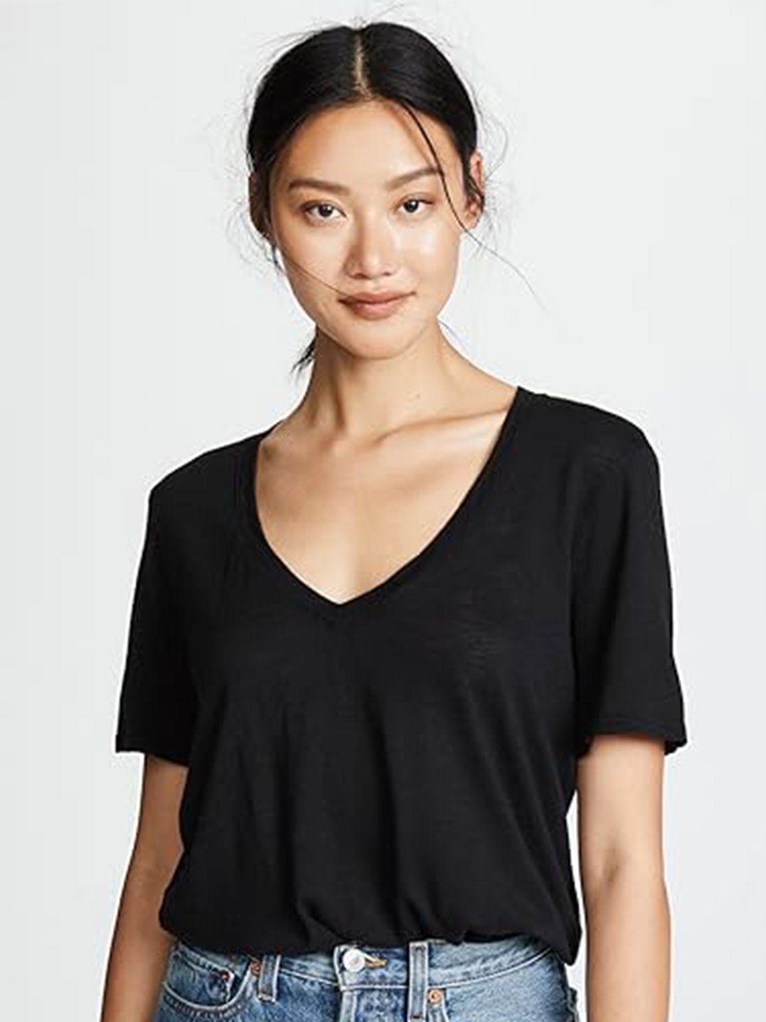 

COLOR CAPITAL Relaxed Fit V-Neck T-shirt, Black