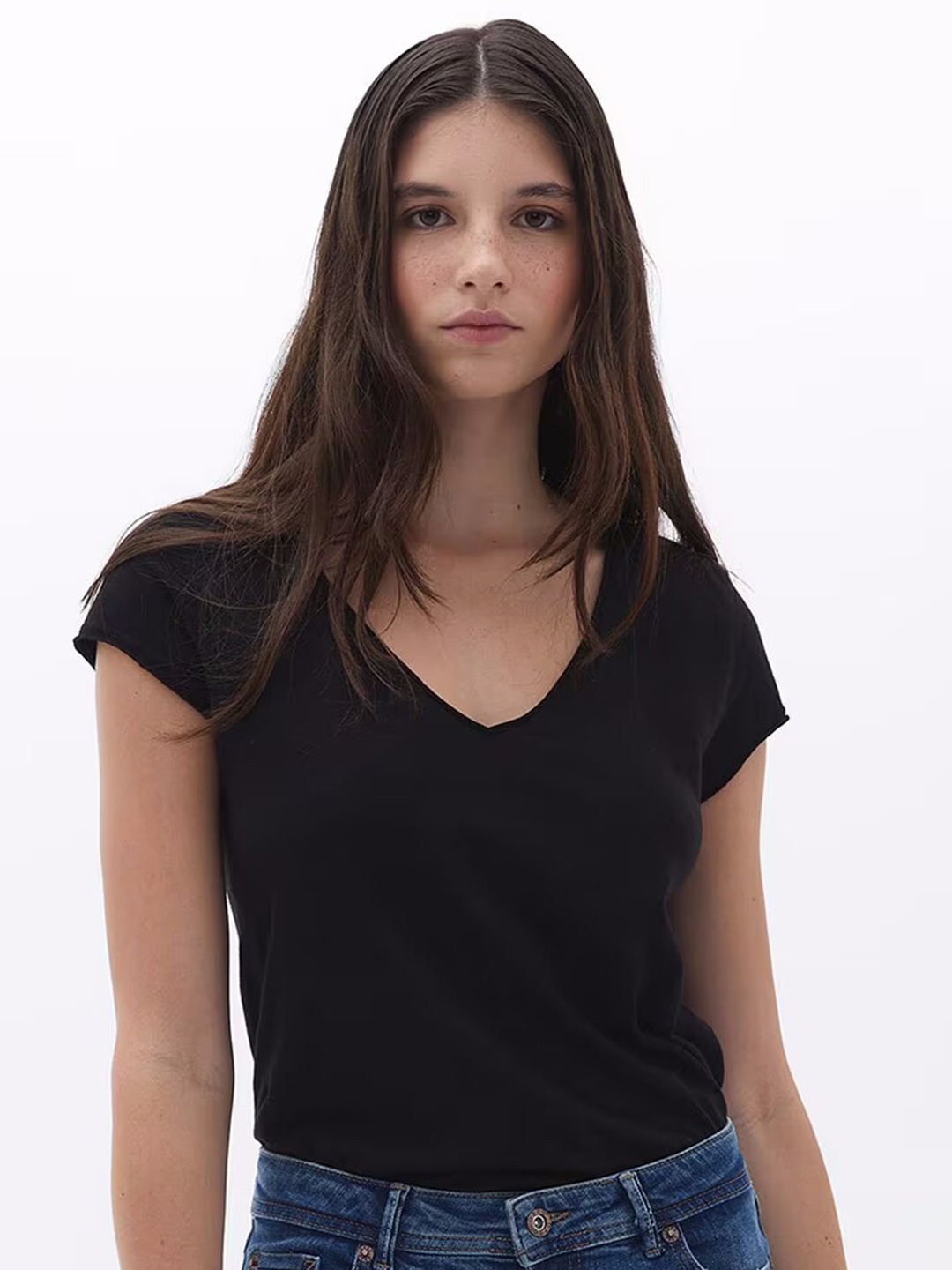 

COLOR CAPITAL Pack of 2 V-Neck Short Sleeves Top, Multi
