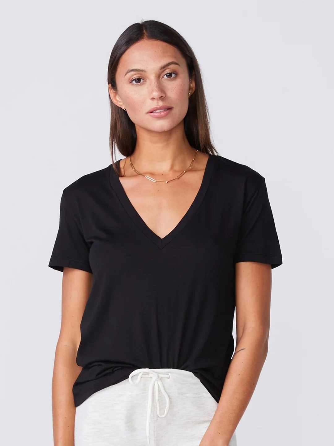 COLOR CAPITAL Pack Of 5 V-Neck Casual T-shirt, Black