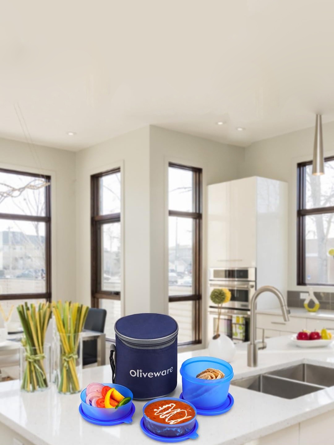 

SOPL-OLIVEWARE Blue 3 Pieces Lunch Box And Carry Bag
