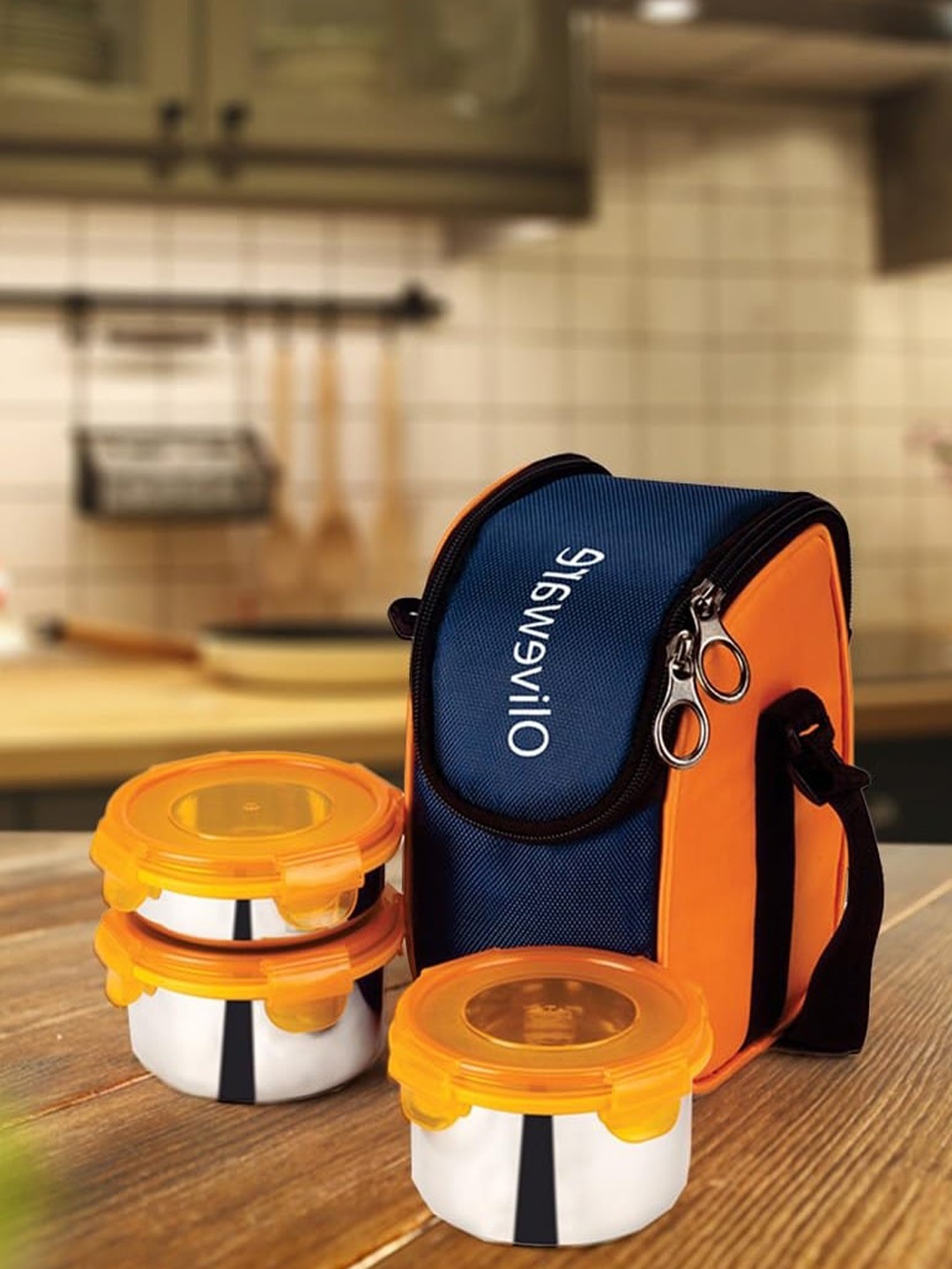 

SOPL-OLIVEWARE Orange 3 Pieces Stainless Steel Lunch Box With Lid Kitchen Storage