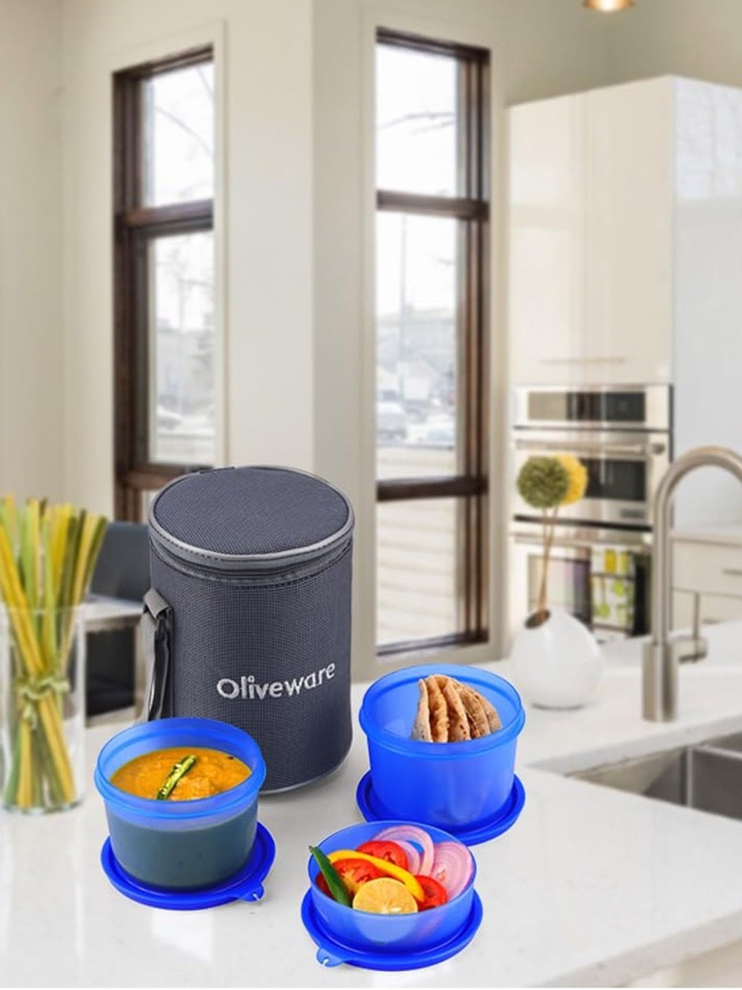 

SOPL-OLIVEWARE Blue Stainless Steel Microwave Safe Lunch Box