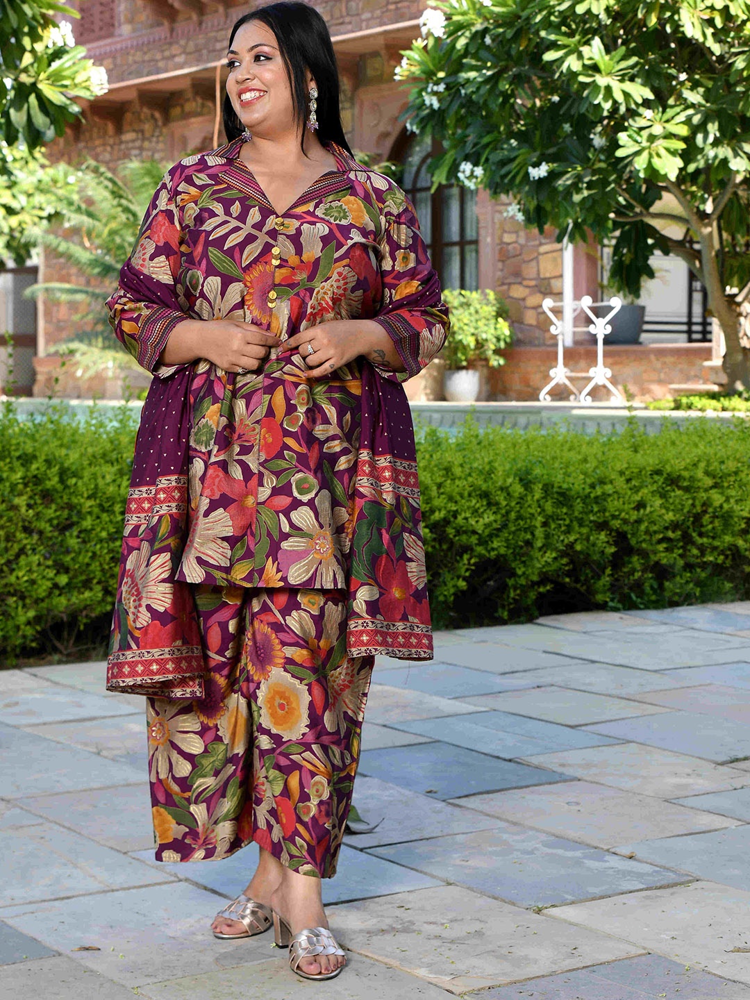

The Plus Size Store by Meera Creations Floral Printed Pure Silk Kurta Set, Purple