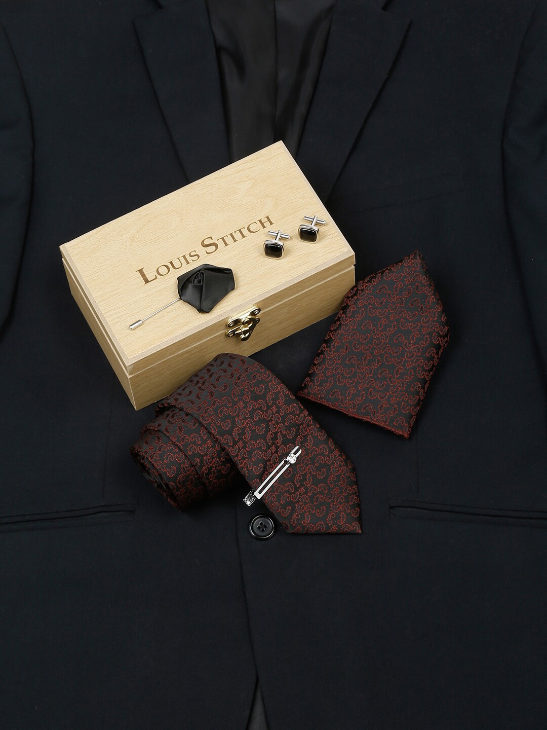 

LOUIS STITCH Printed Italian Silk Necktie Accessory Gift Set, Black