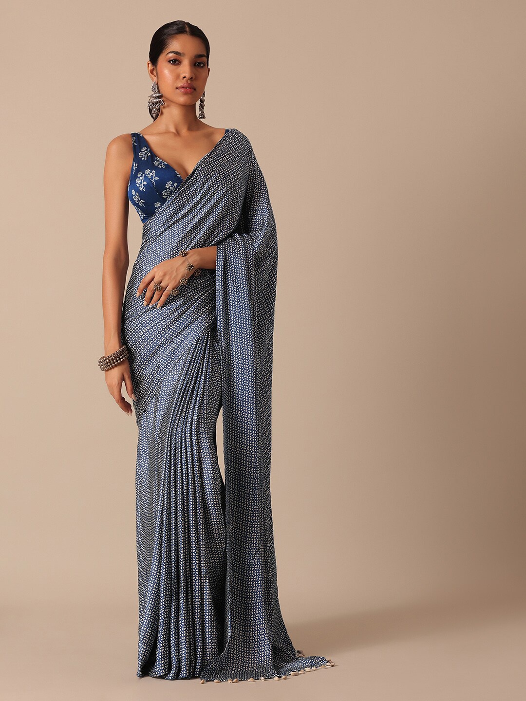 

KALKI Fashion Geometric Printed Satin Saree, Navy blue