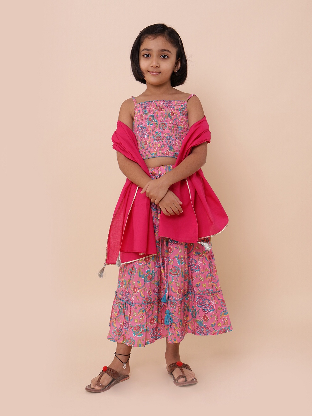 

Sangria Girls Printed Pure Cotton Lehenga Choli & Dupatta, Pink