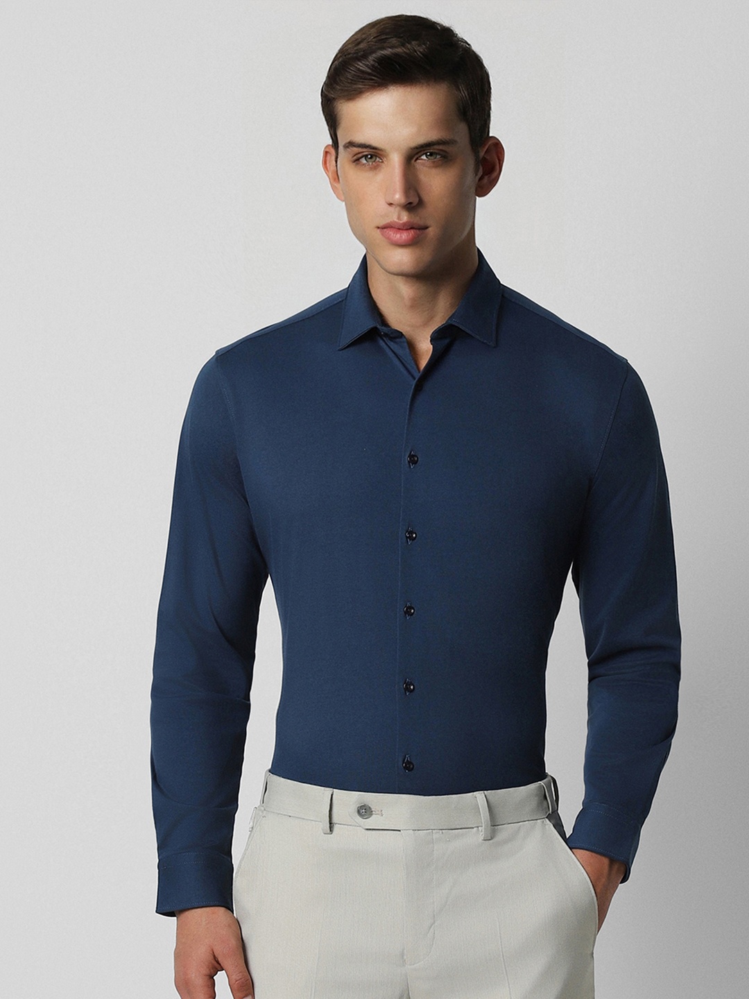 

Van Heusen Spread Collar Slim Fit Formal Shirt, Navy blue