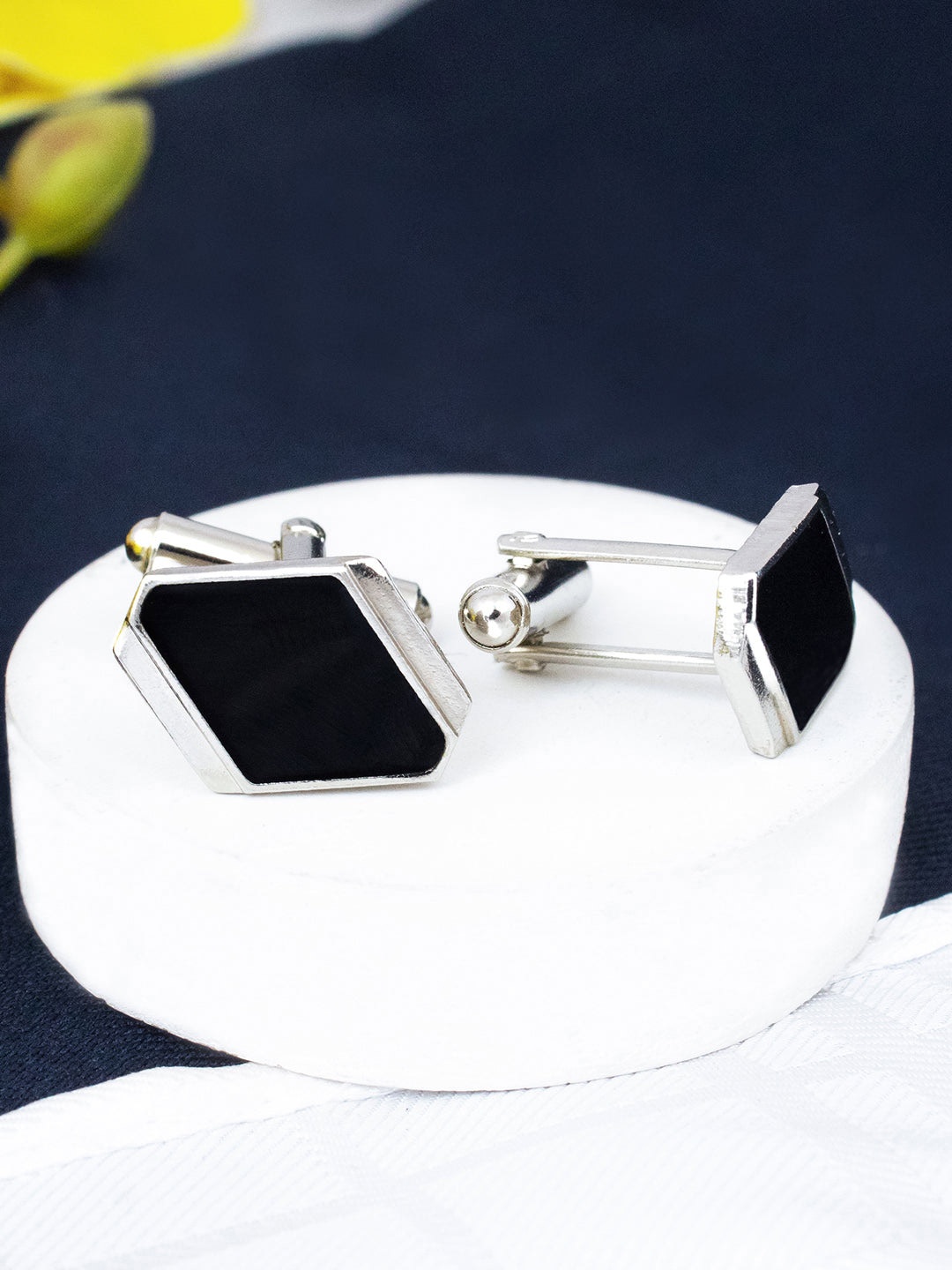 

Kavove Diamond Shaped Cufflink, Silver