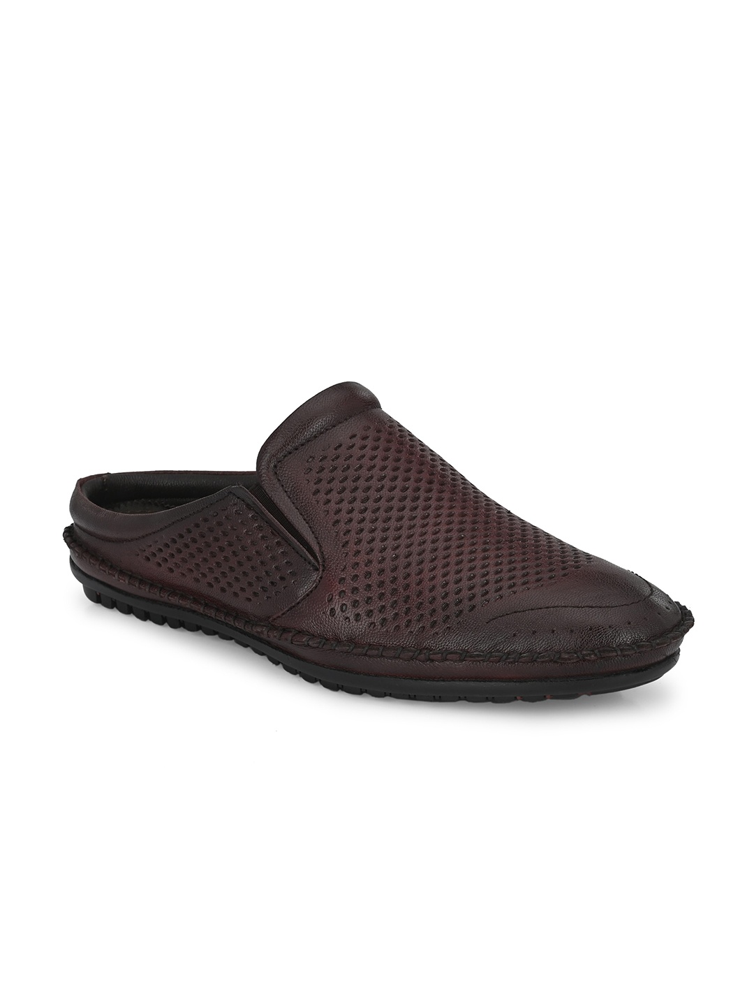 

Egoss Men Textured Leather Mules, Maroon