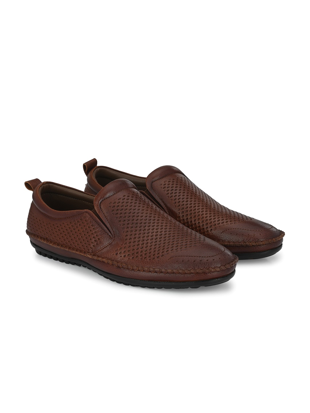 

Egoss Men Textured Leather Slip-On Loafers, Tan