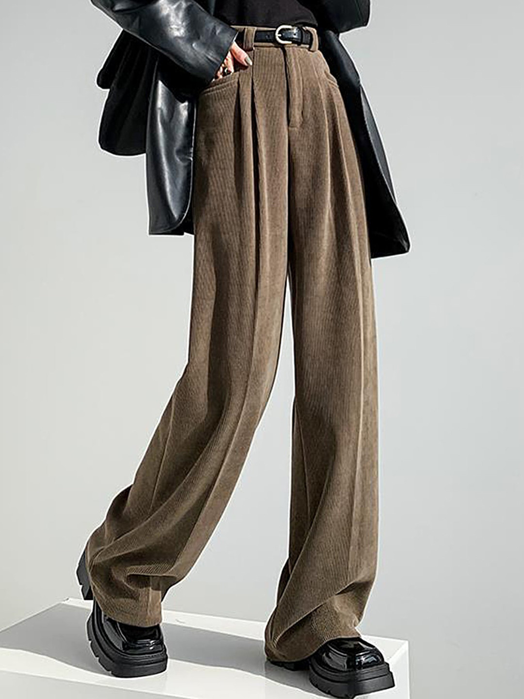 

LULU & SKY Women Loose Fit Pleated Parallel Trousers, Khaki