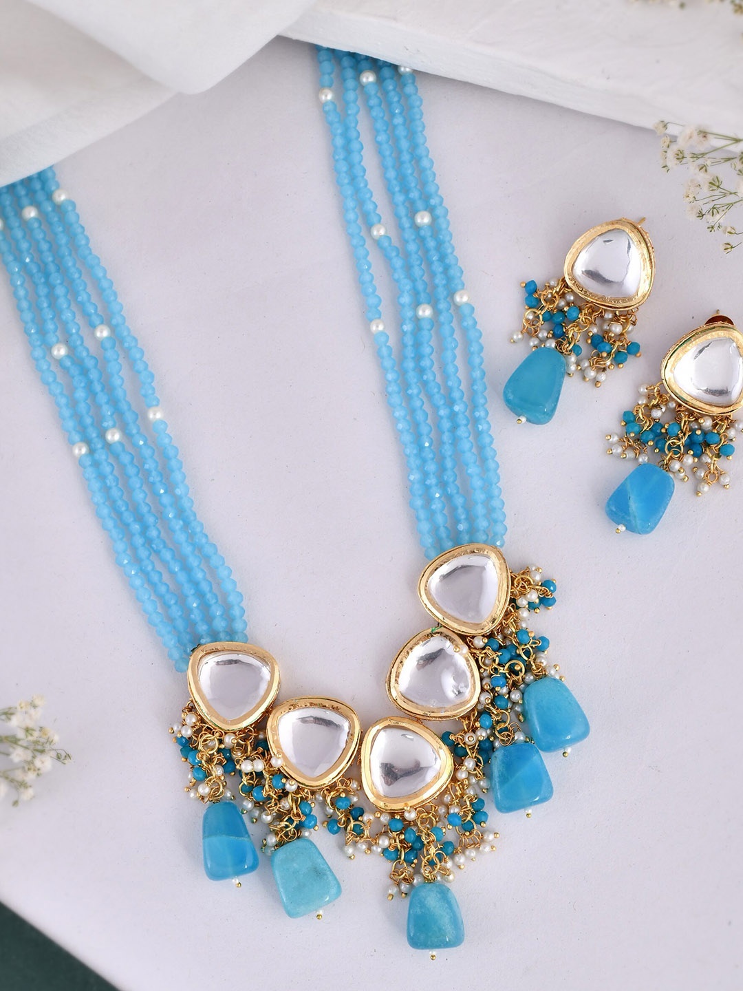 

Silvermerc Designs Gold-Plated Kundan Studded & Beaded Jewellery Set