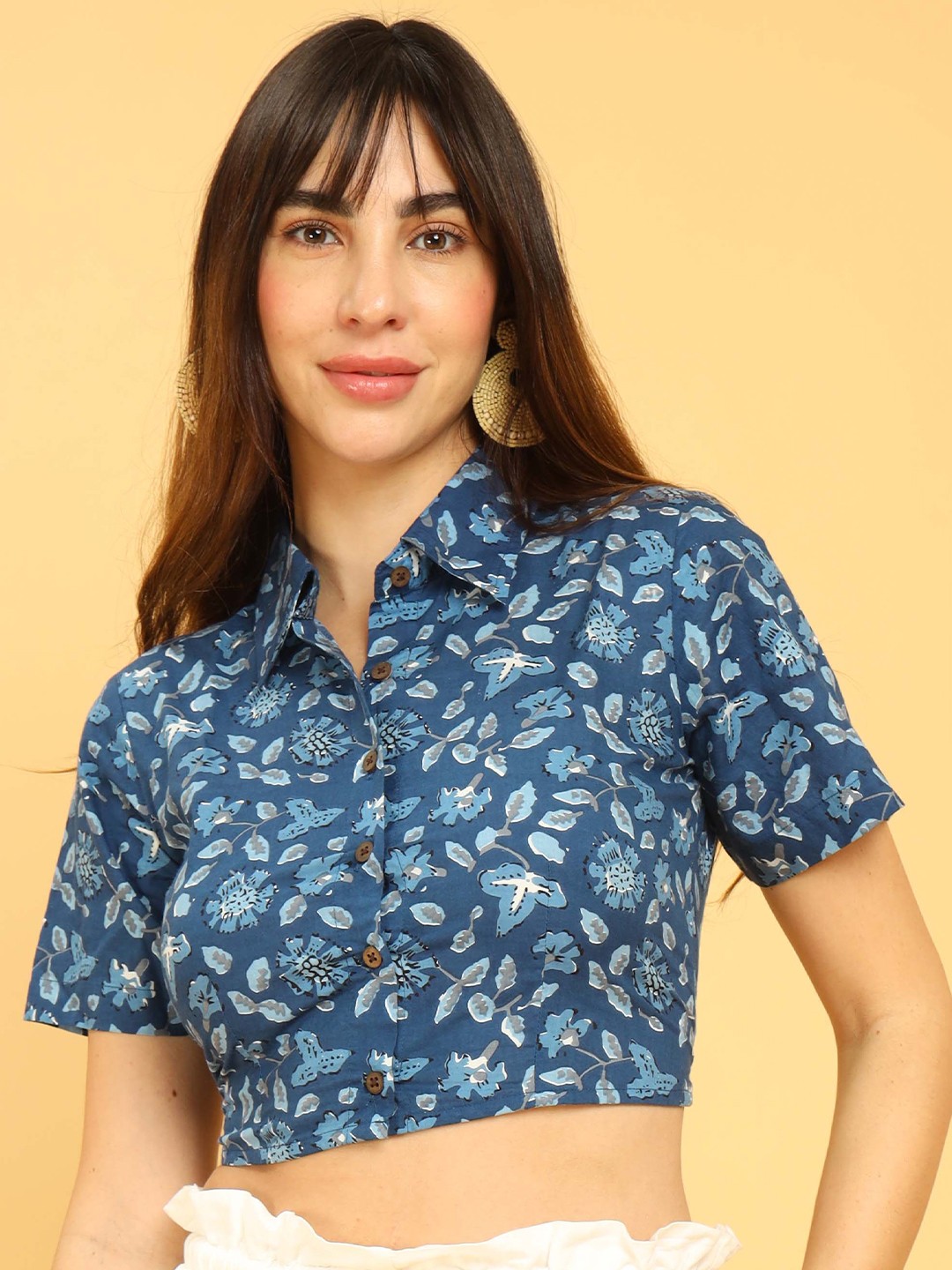 

UNTUNG Standard Floral Printed Tie Up Cotton Crop Casual Shirt, Blue