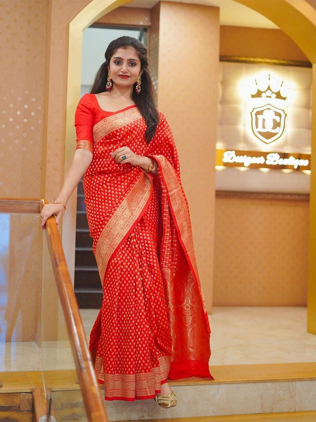 

VEERAX Woven Design Pure Silk Designer Banarasi Saree, Red
