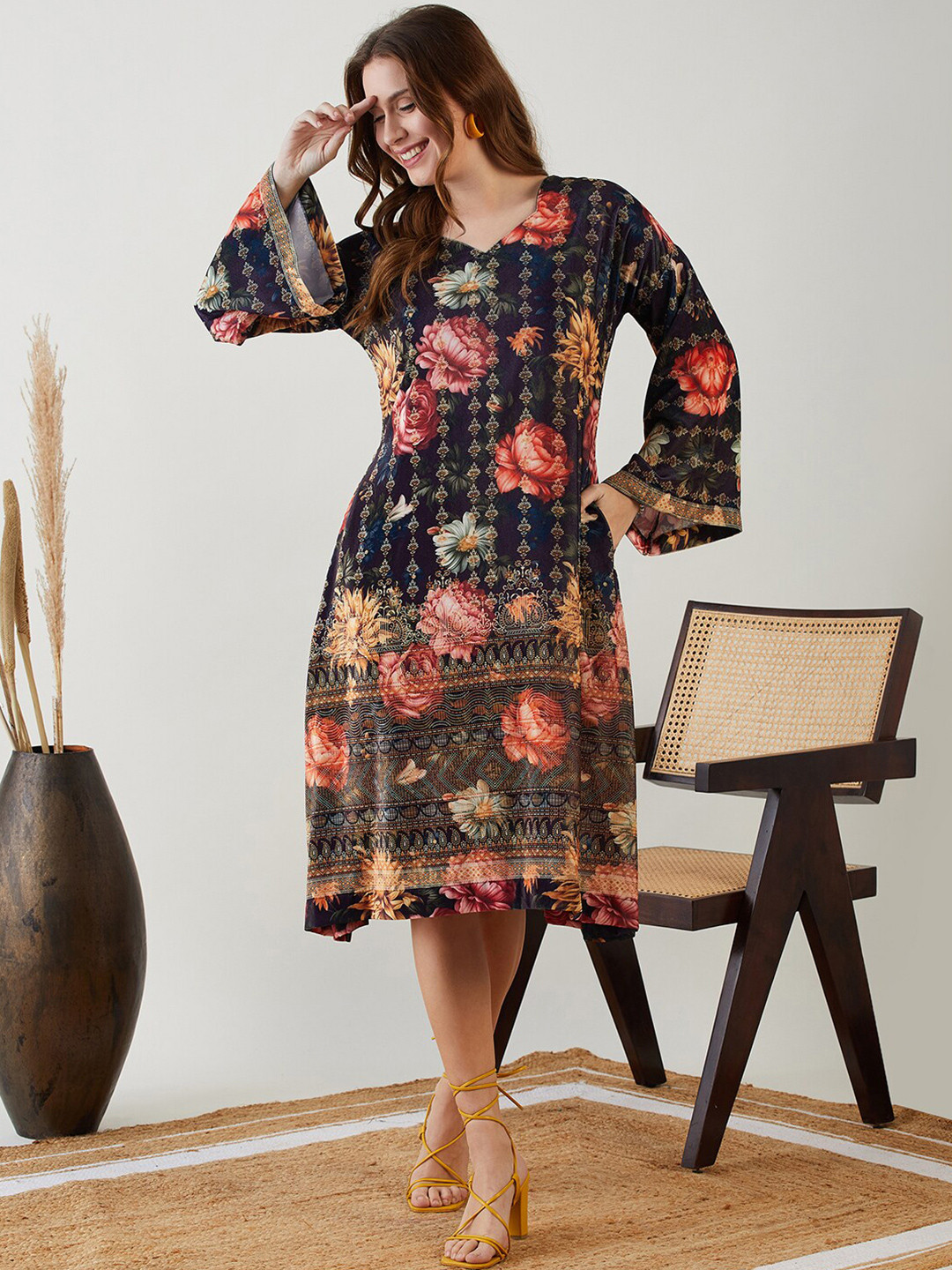 

The Kaftan Company Floral Printed Flared Sleeve Velvet A-Line Dress, Black