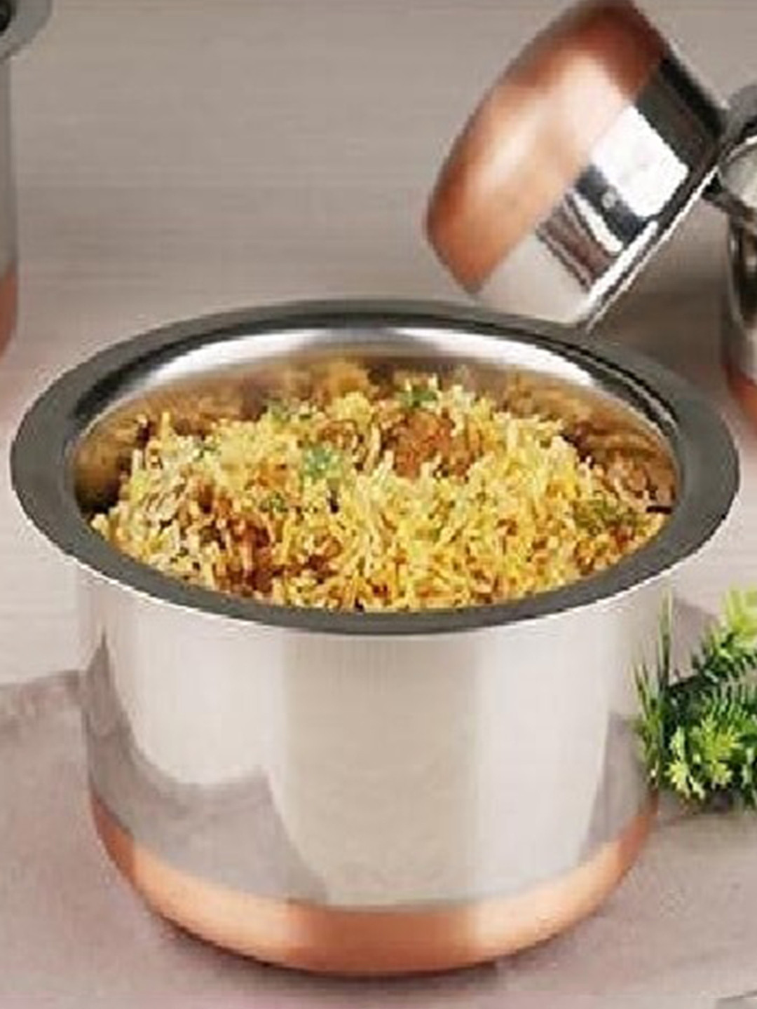 

Klassi Kichen 5 Pcs Copper-Toned Stainless Steel Microwave Safe Cookware Set, Silver