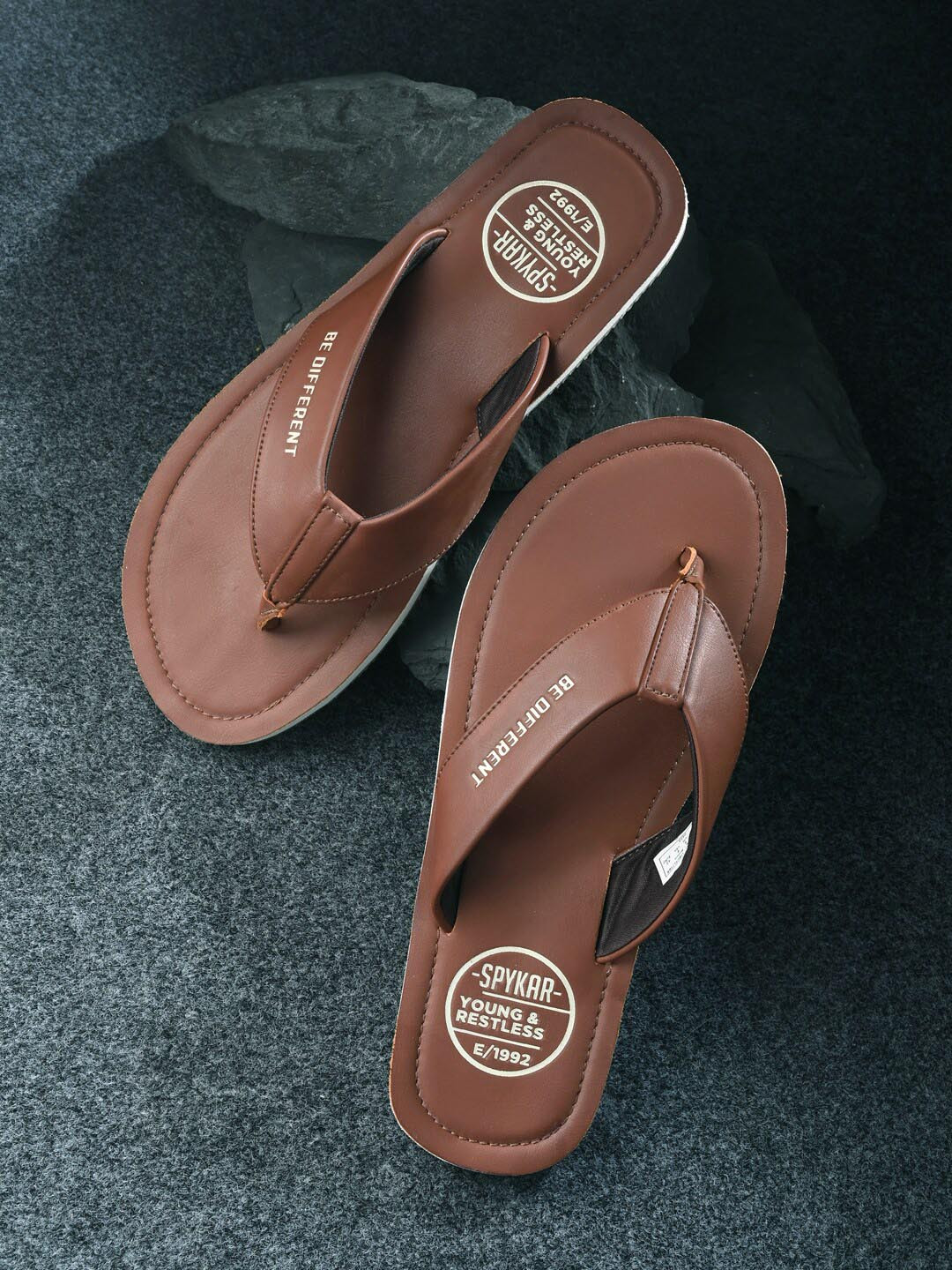 

SPYKAR Men Printed Thong Flip-Flops, Brown