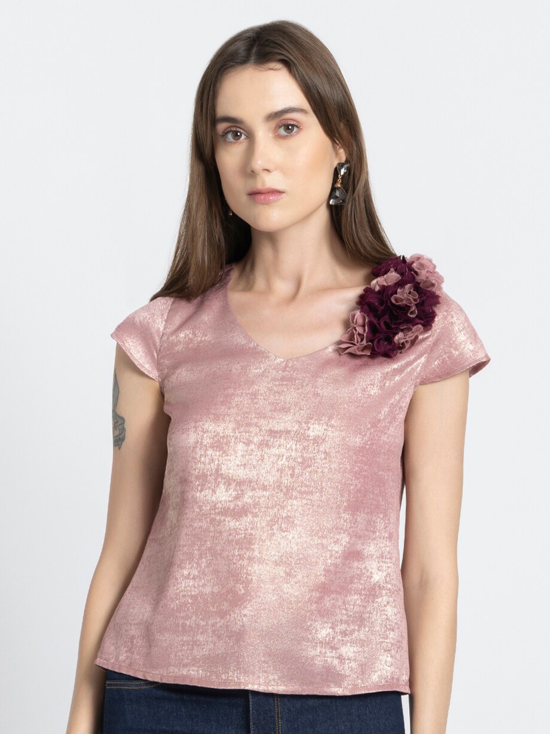 

SHAYE V-Neck Embellished Top, Pink