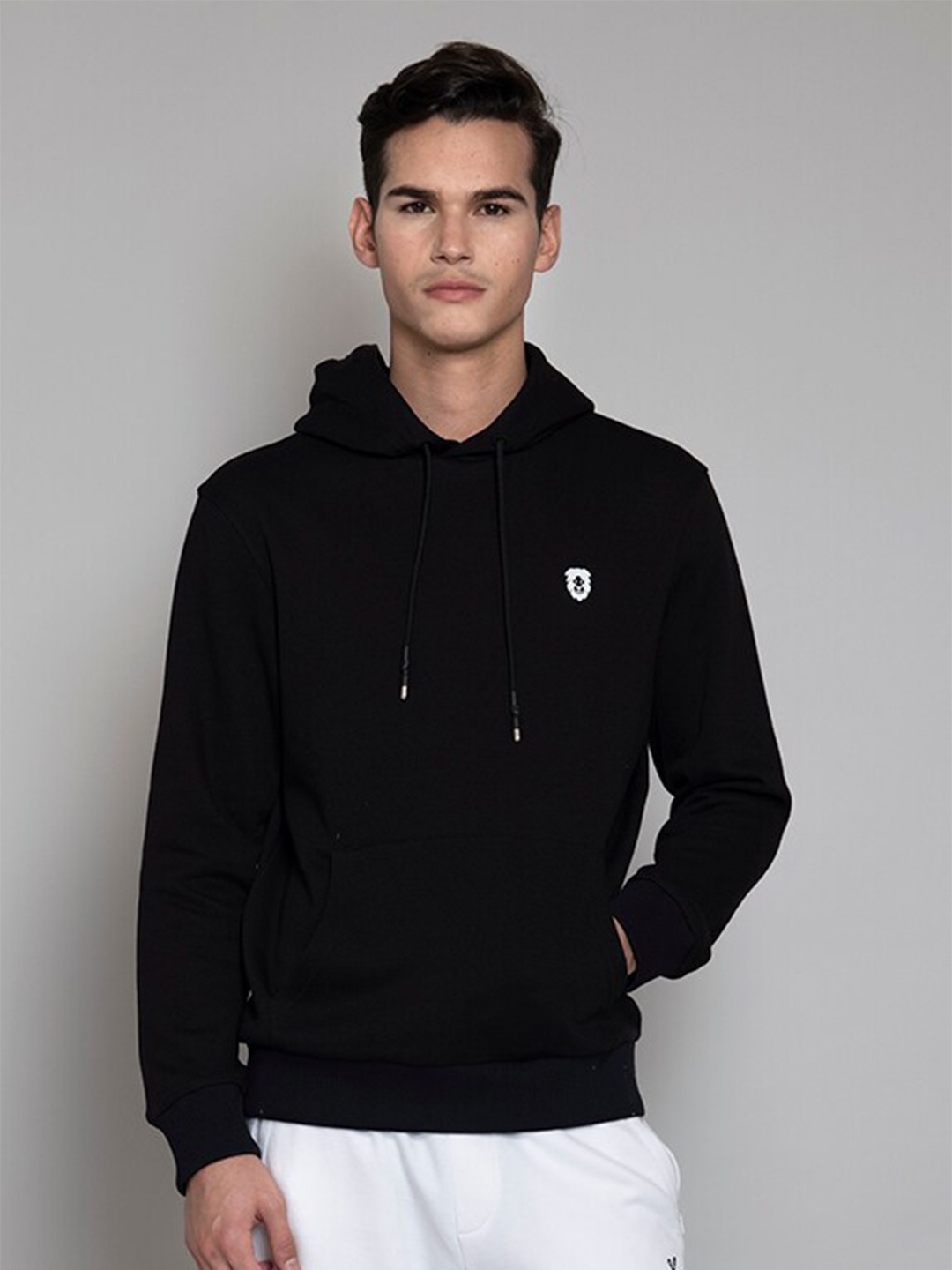 

Muvazo Hooded Sweatshirt, Black