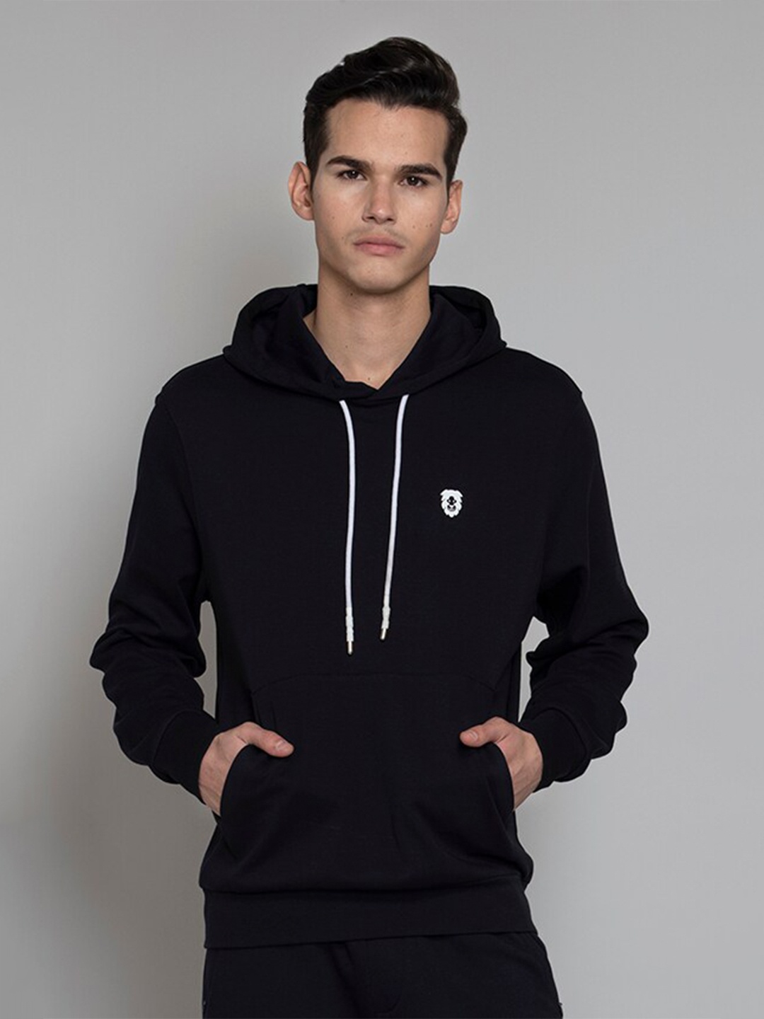 

Muvazo Hooded Sweatshirt, Black