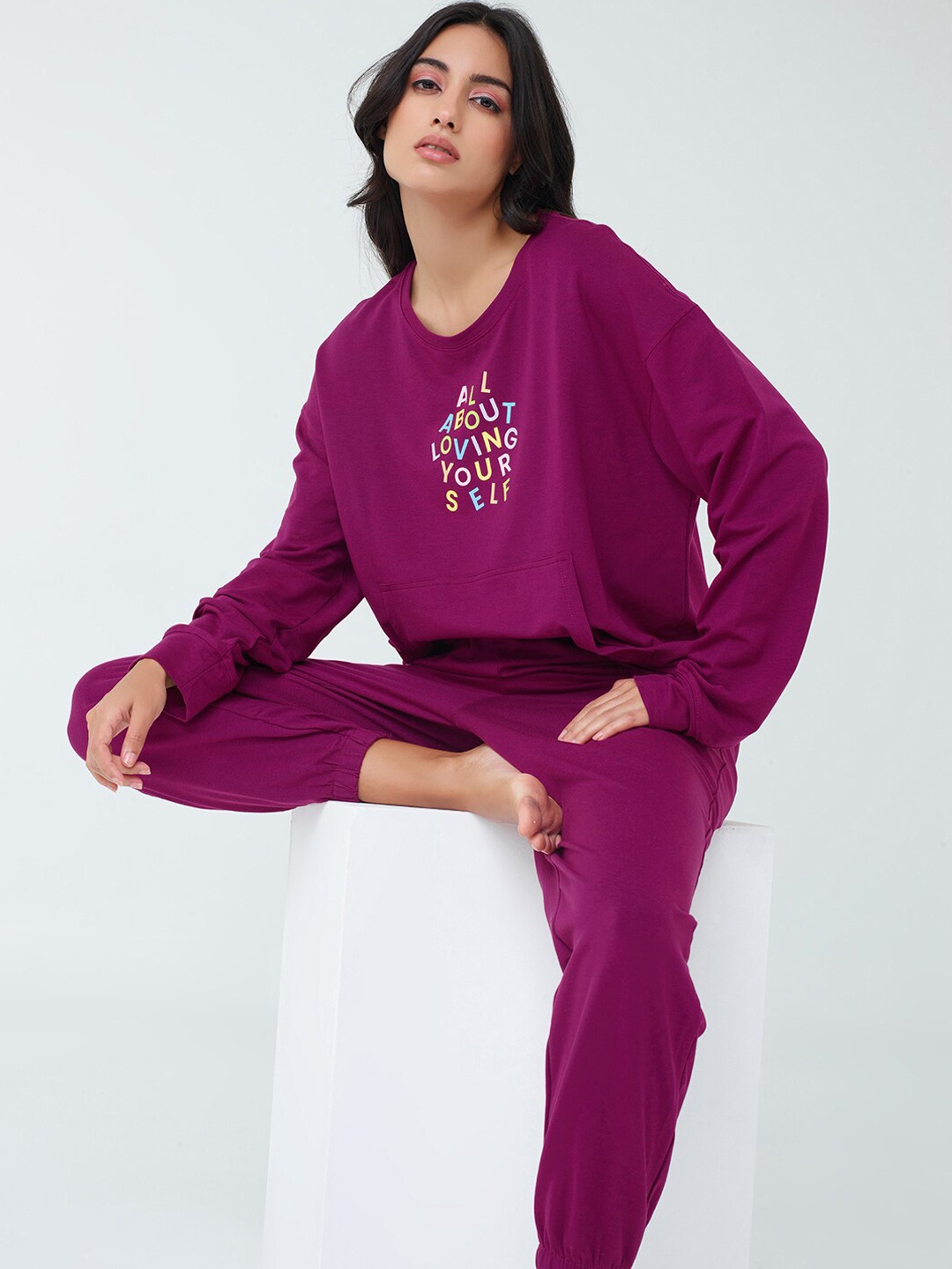 

I like me Typography Printed Round-Neck Sweatshirt & Joggers, Magenta