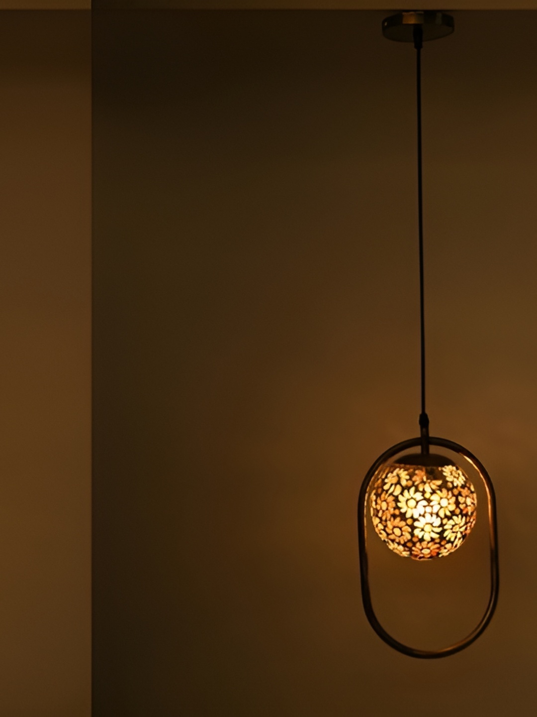 

Afast White Glass Ceiling Lamp