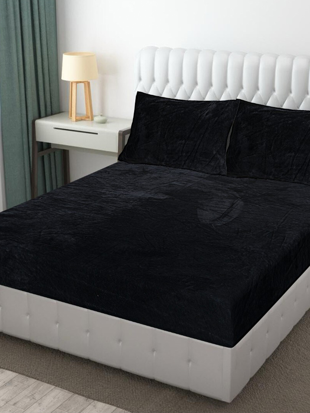 

INDHOME LIFE Black 220 TC King Fitted Bedsheet with 2 Pillow Covers