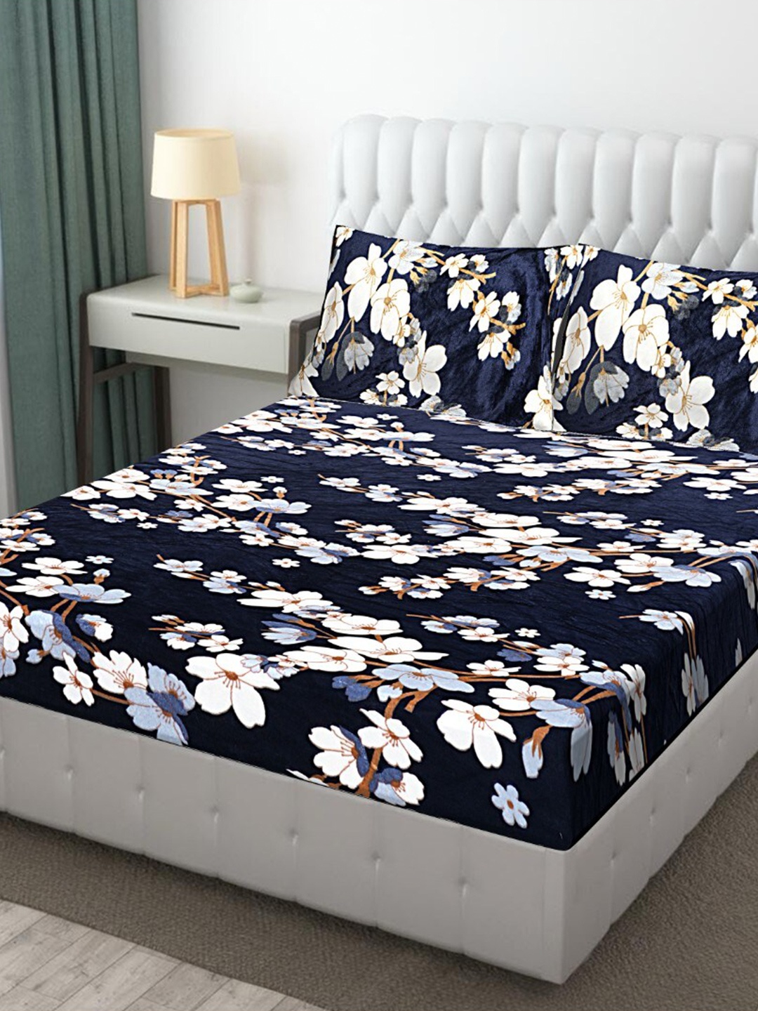 

INDHOME LIFE Navy Blue & White Floral Printed 220 TC King Bedsheet With 2 Pillow Covers