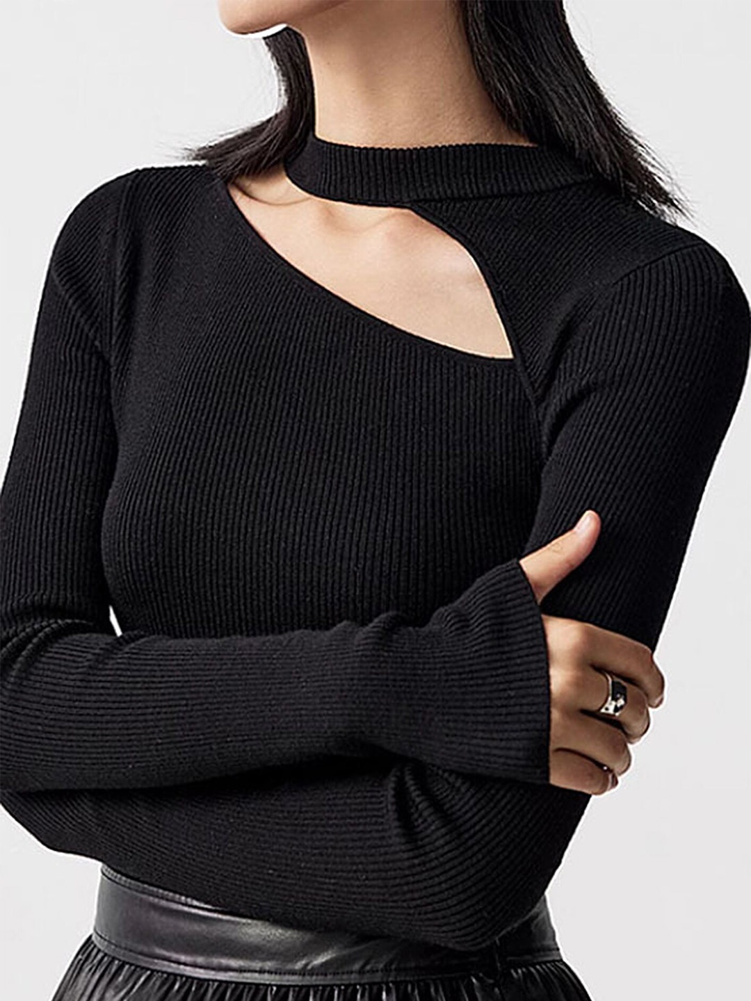 

LULU & SKY Cut-Out Detailed Long Sleeves Pure Acrylic Fitted Top, Black