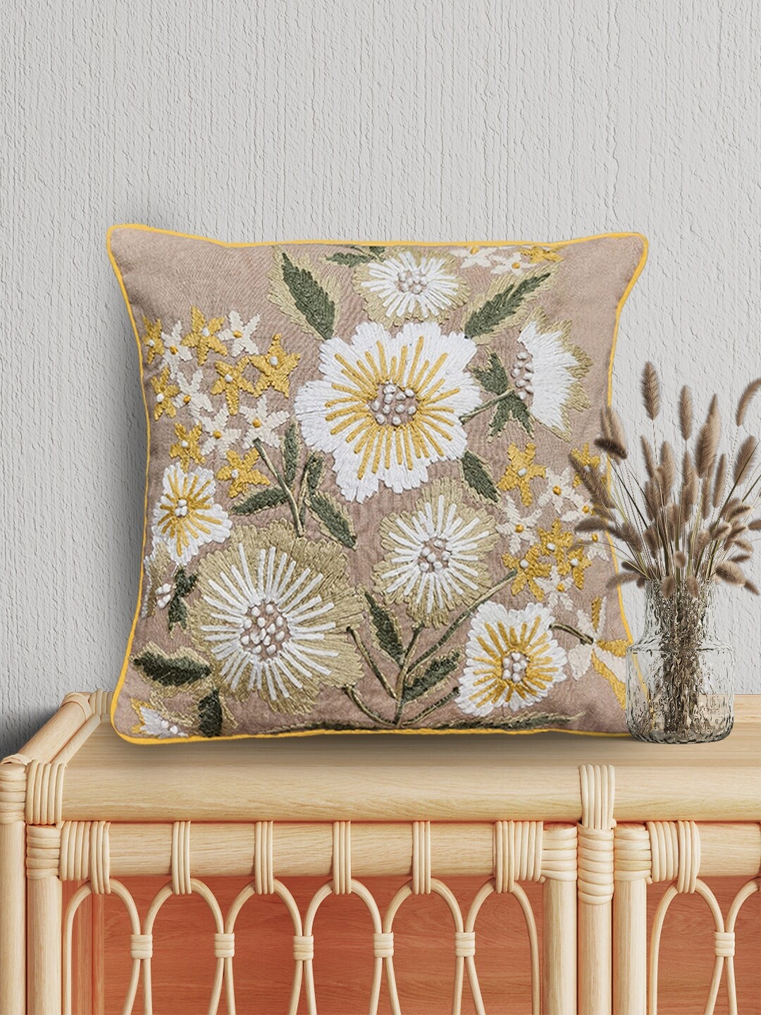 

SHADES of LIFE Beige & White 2 Pieces Floral Square Cushion Covers