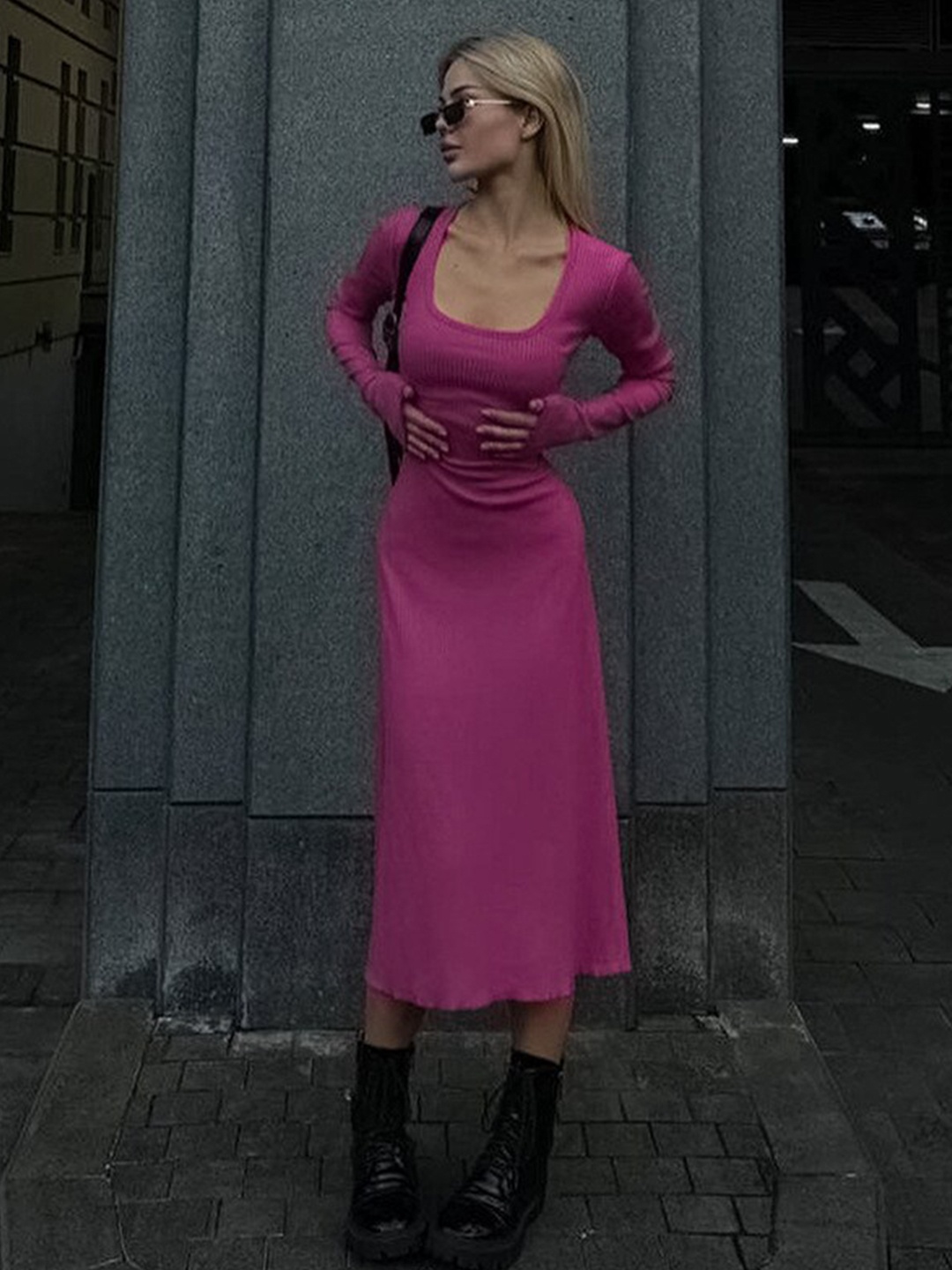 

StyleCast Fuchsia Scoop Neck Sheath Midi Dress