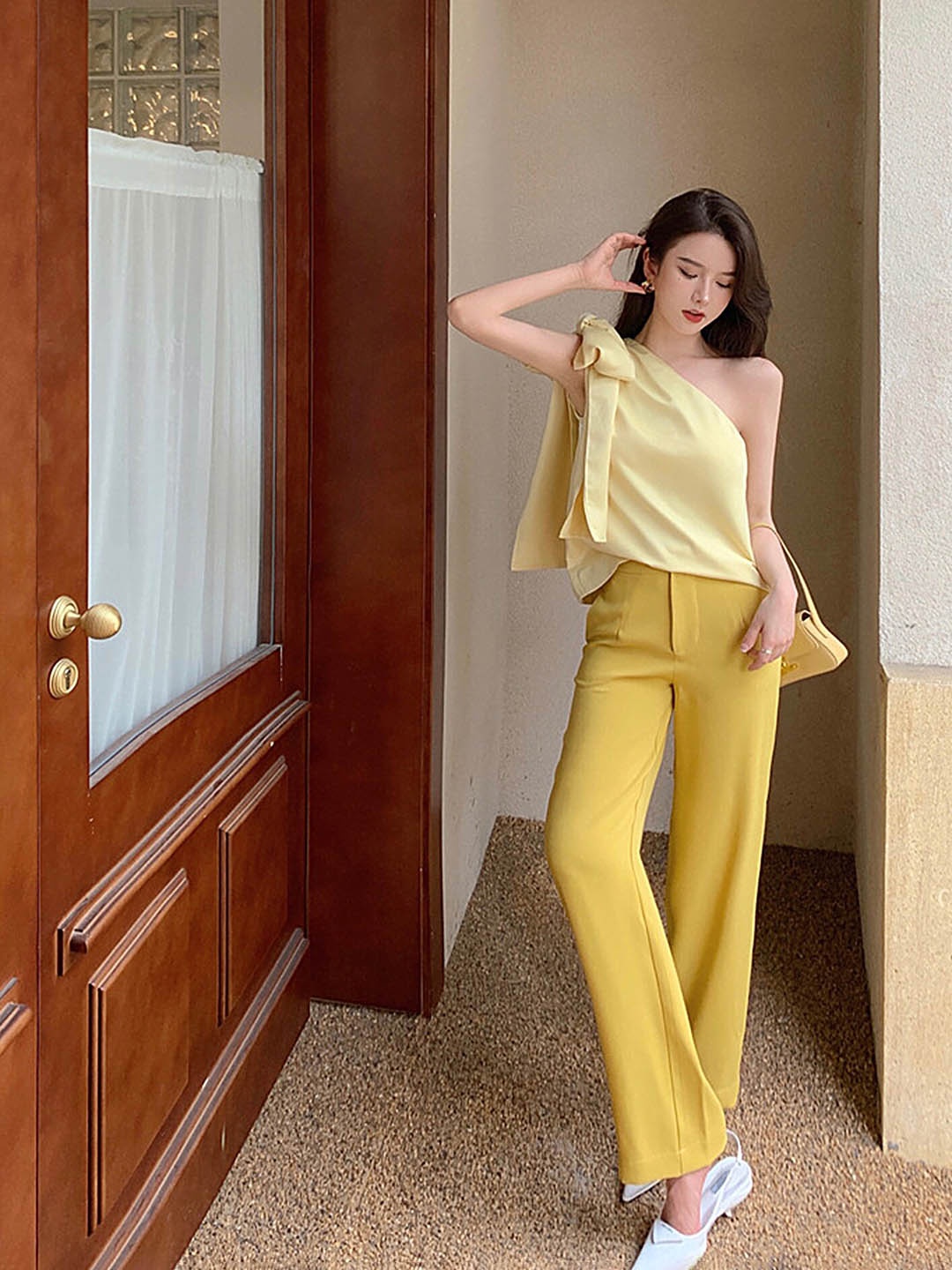 

LULU & SKY One Shoulder Sleeveless Tie-Ups Top, Yellow