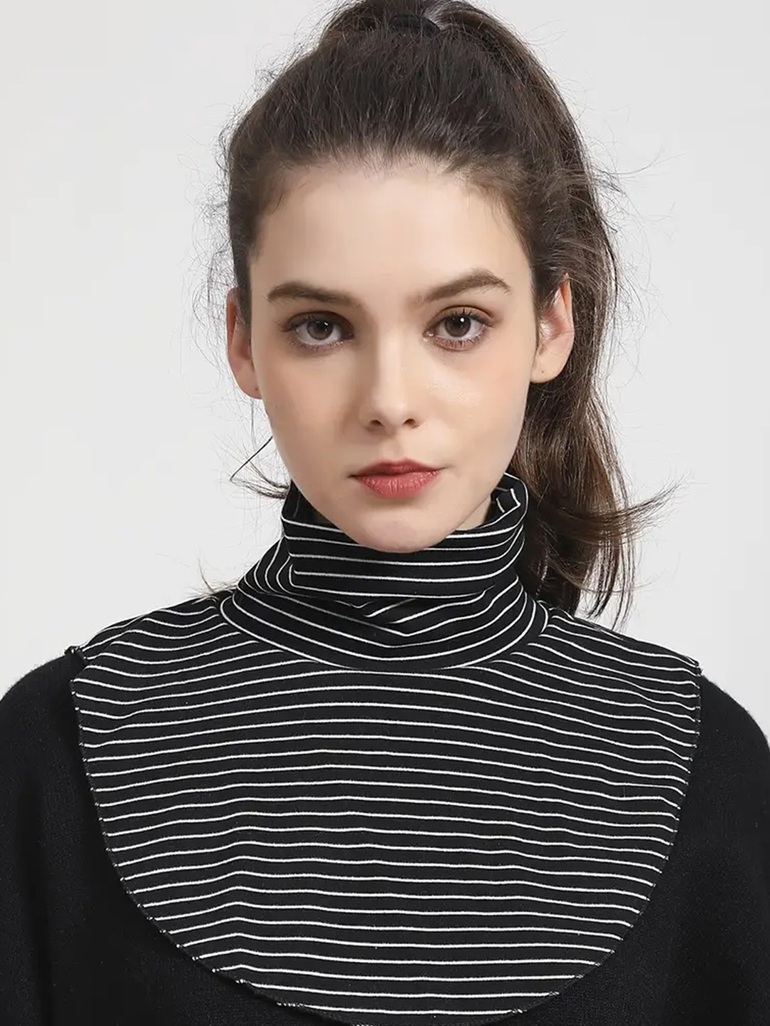 

LULU & SKY Black Cotton Top