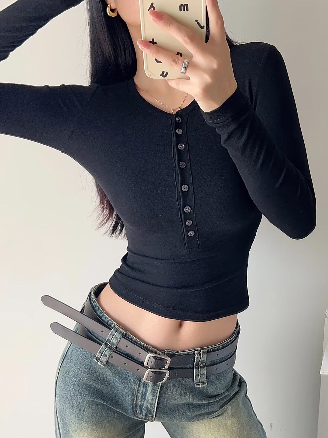

LULU & SKY Round Neck Crop Top, Black