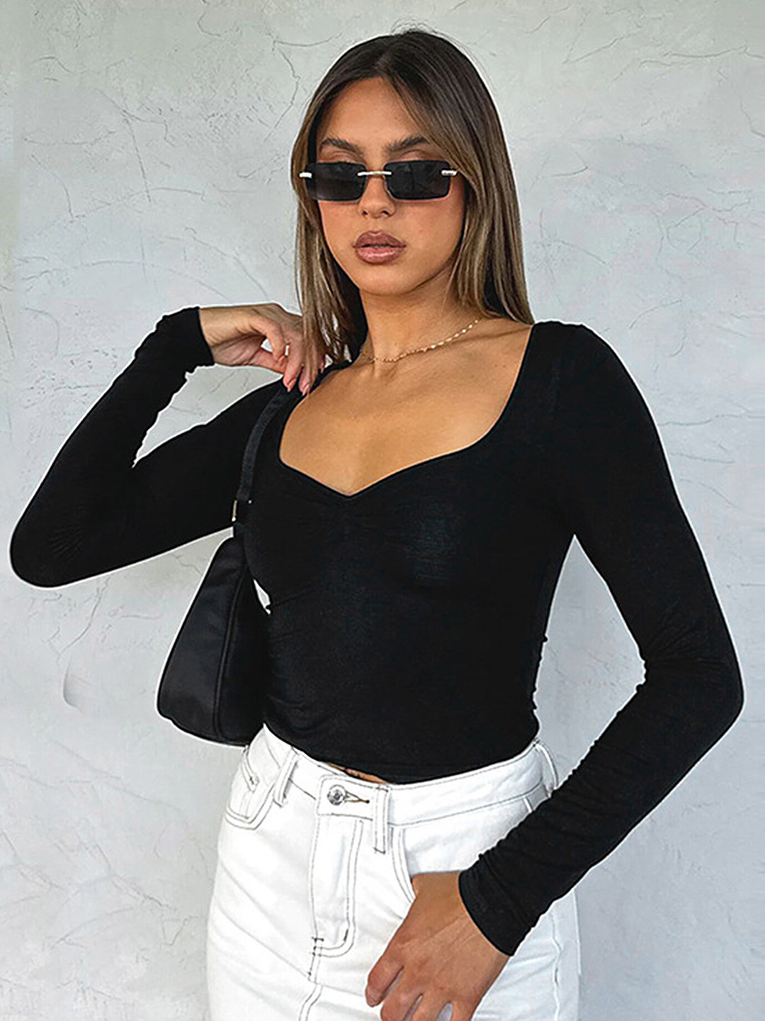 

LULU & SKY Sweetheart Neck Long Sleeves Fitted Top, Black