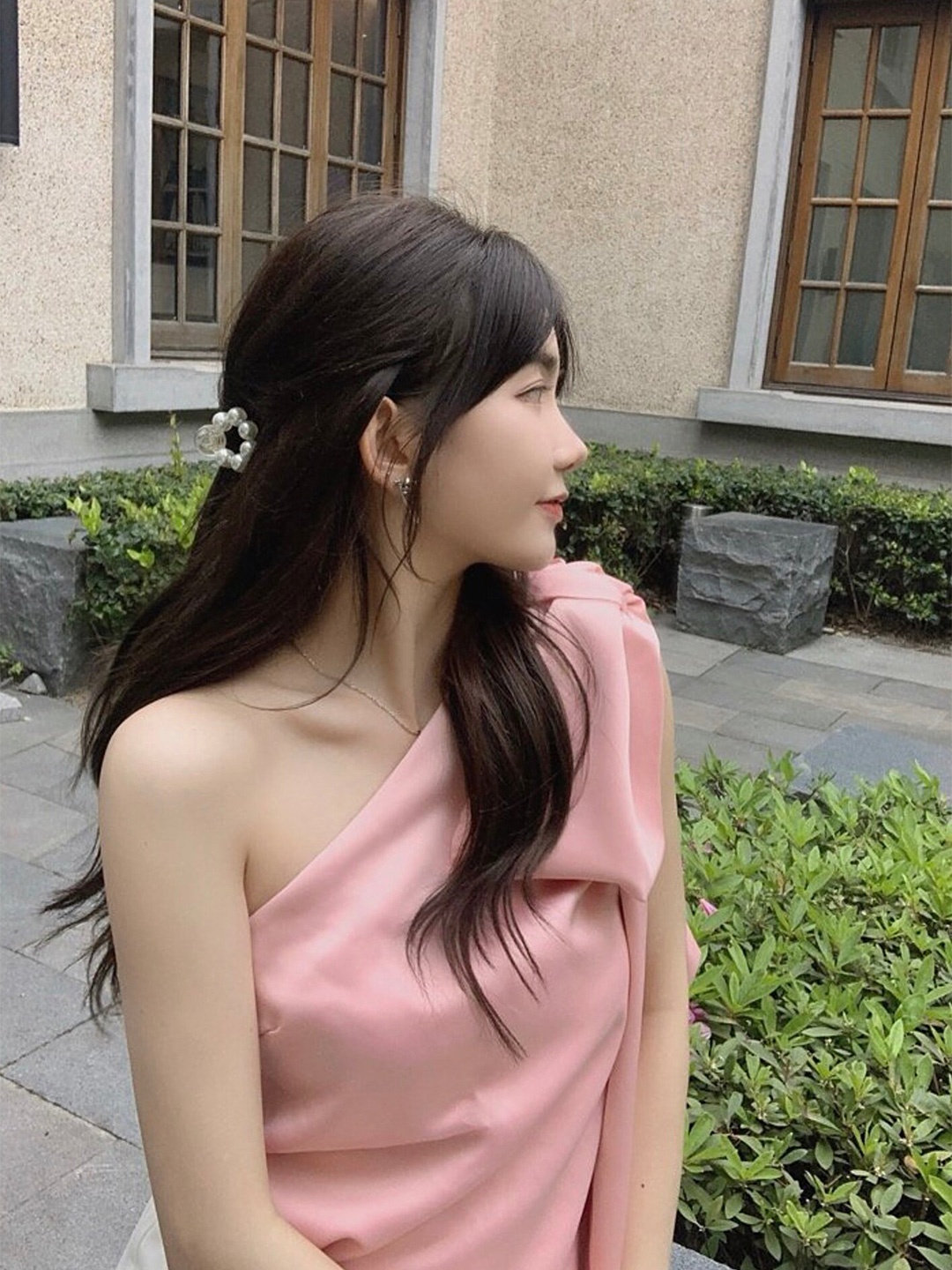 

LULU & SKY Knot Tie One Shoulder Top, Pink