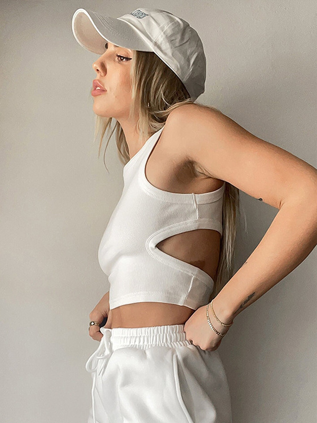

LULU & SKY Sleeveless Fitted Crop Top, White