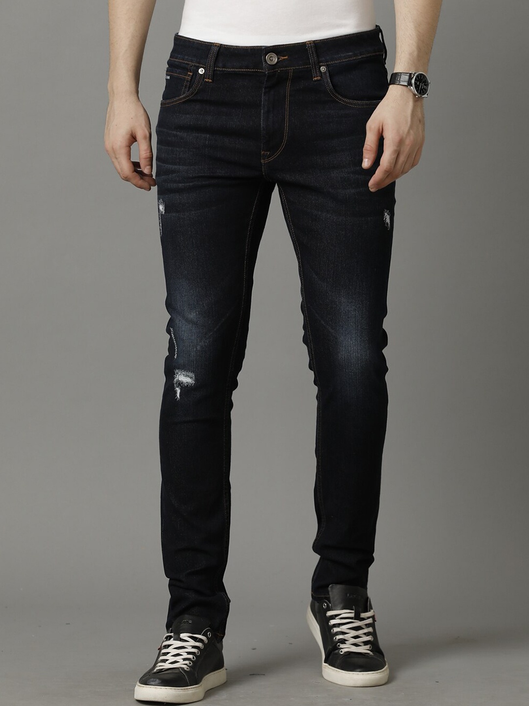 

Voi Jeans Men Skinny Fit Mildly Distressed Light Fade Stretchable Jeans, Blue