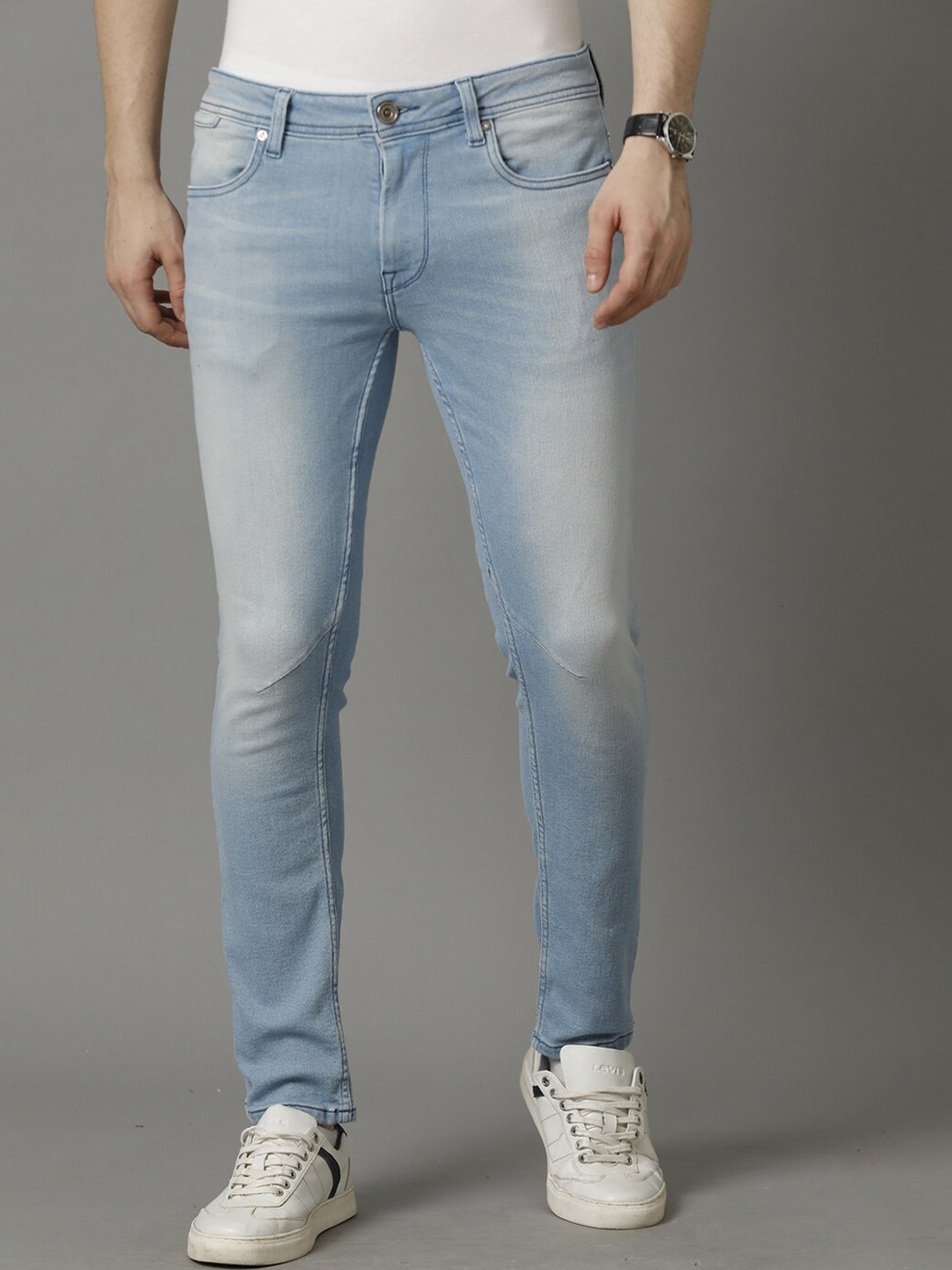 

Voi Jeans Men Slim Fit Light Fade Clean Look Stretchable Jeans, Blue