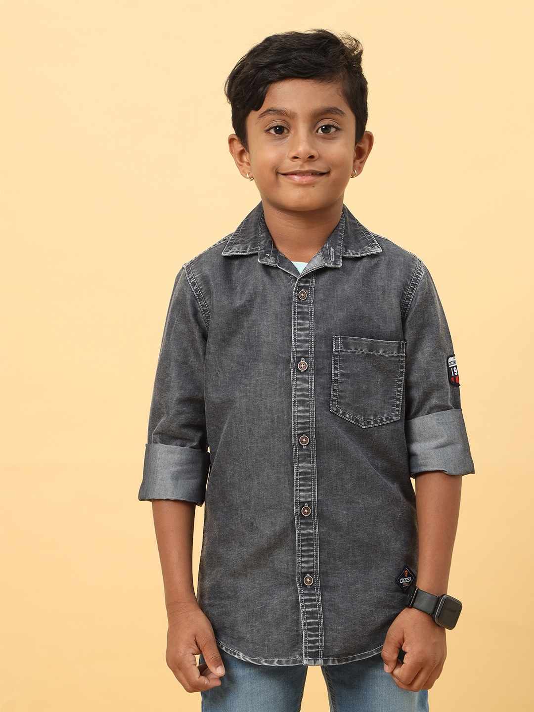 

CAZZBA Boys Spread Collar Washed Casual Denim Shirt, Grey