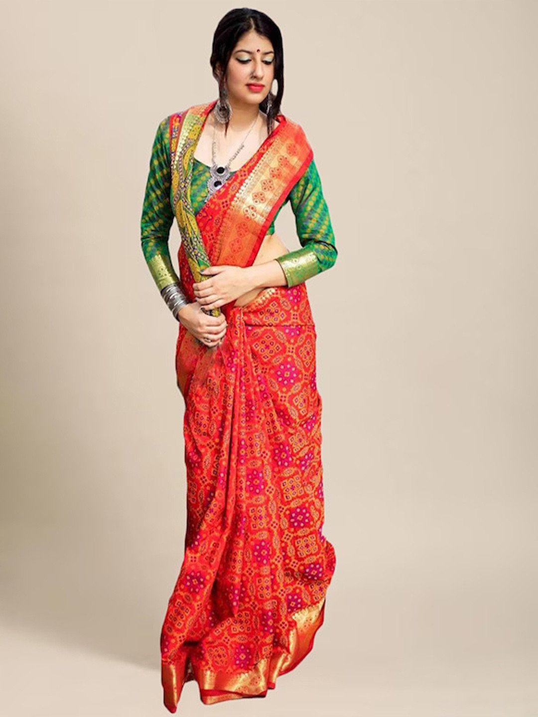 

Ekta Textiles Ethnic Motifs Woven Design Zari Pure Silk Patola Saree, Red