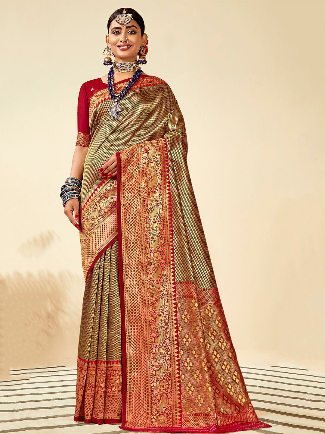 

PBS PRINTS Ethnic Motifs Art Silk Banarasi Saree, Maroon