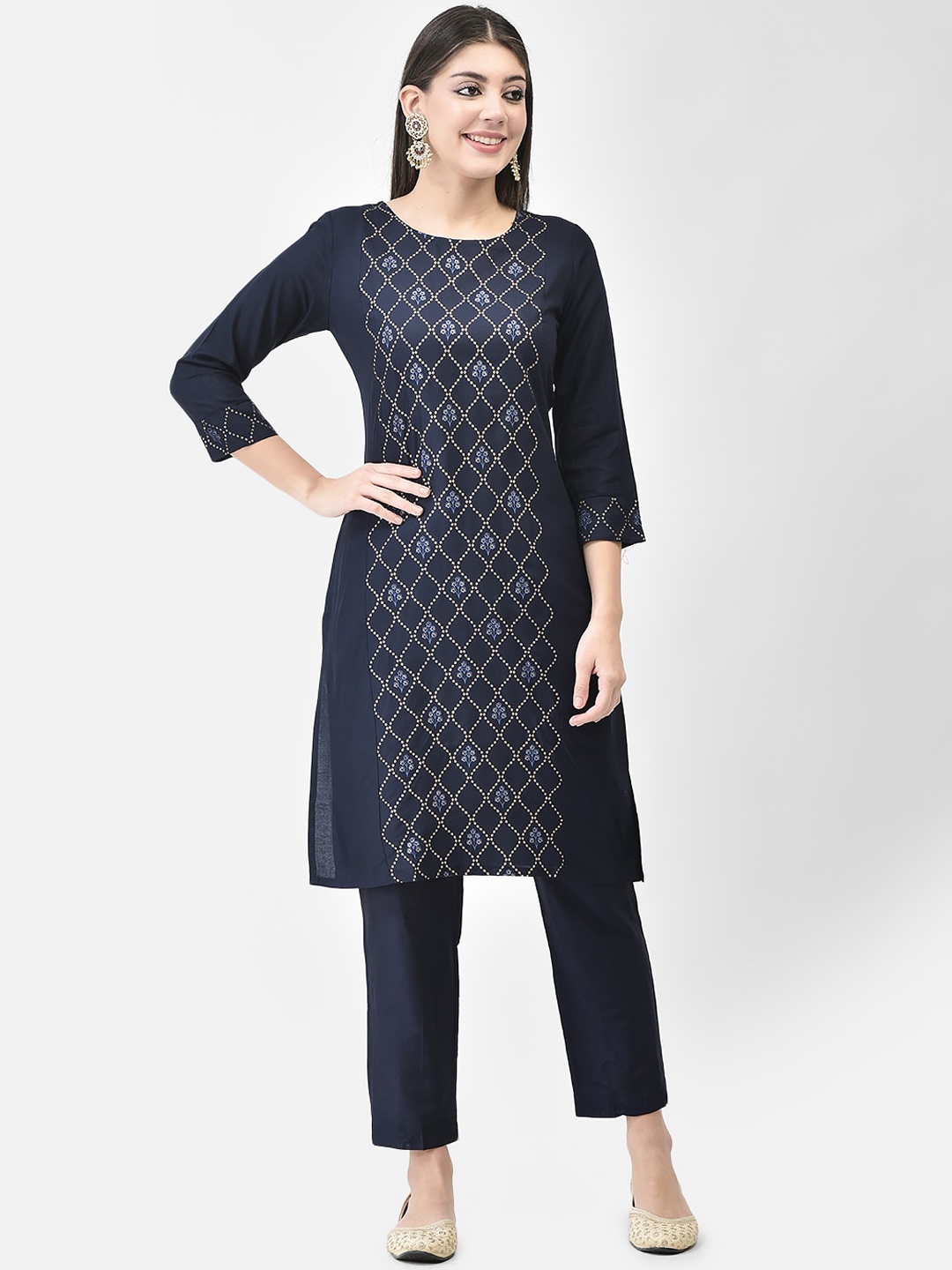 

Span Ethnic Motifs Printed Straight Kurta With Trouser, Blue